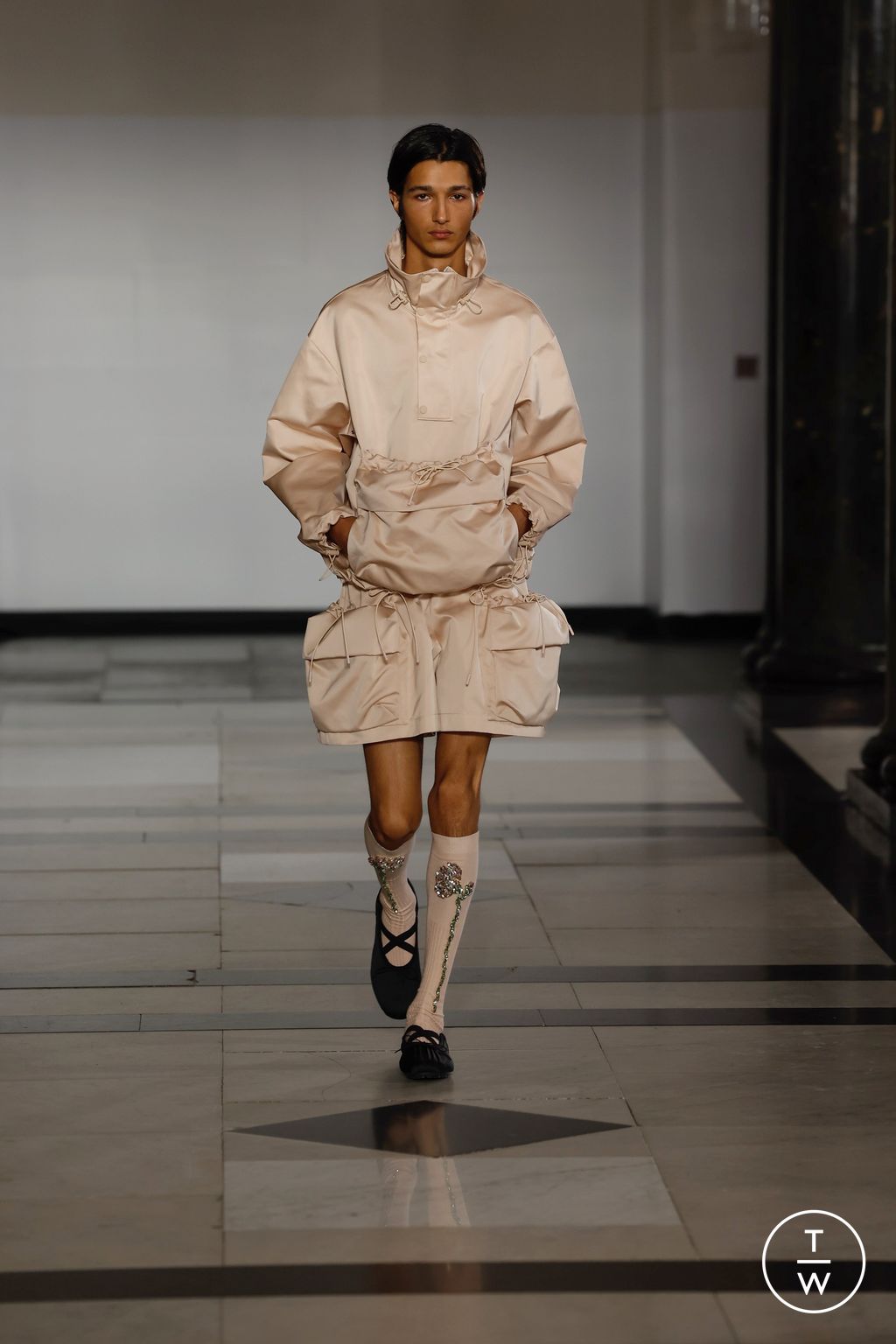 Fashion Week London Spring/Summer 2025 look 10 from the Simone Rocha collection womenswear