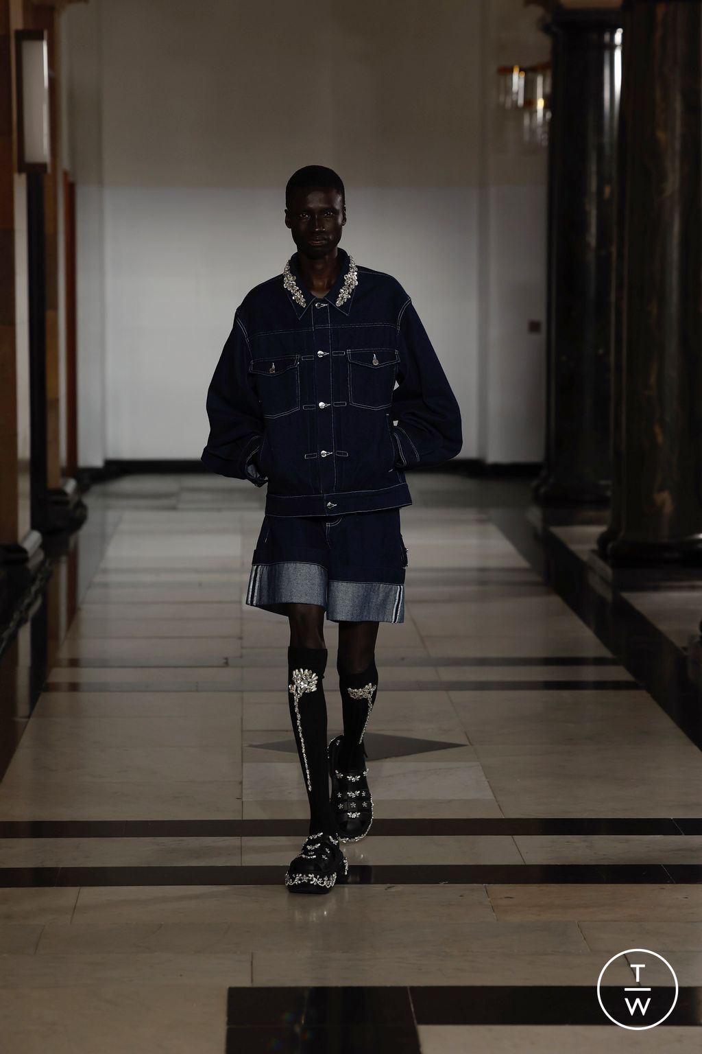 Fashion Week London Spring/Summer 2025 look 31 from the Simone Rocha collection womenswear