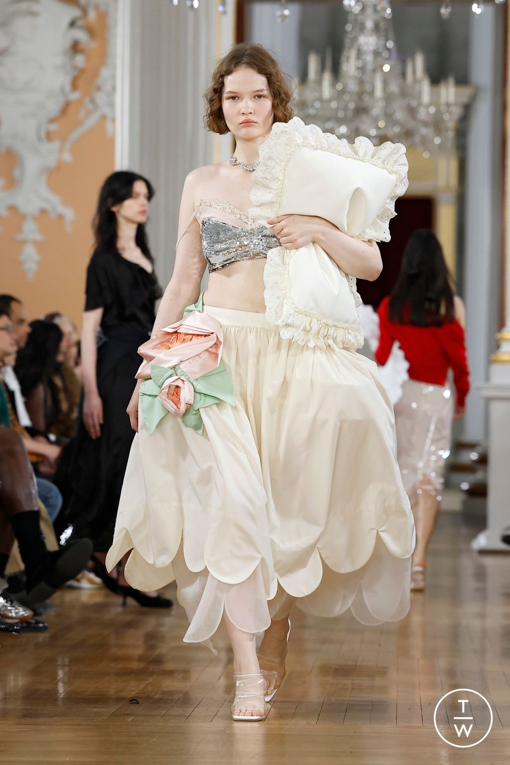 Fashion Week London Spring/Summer 2026 look 6 from the Simone Rocha collection womenswear