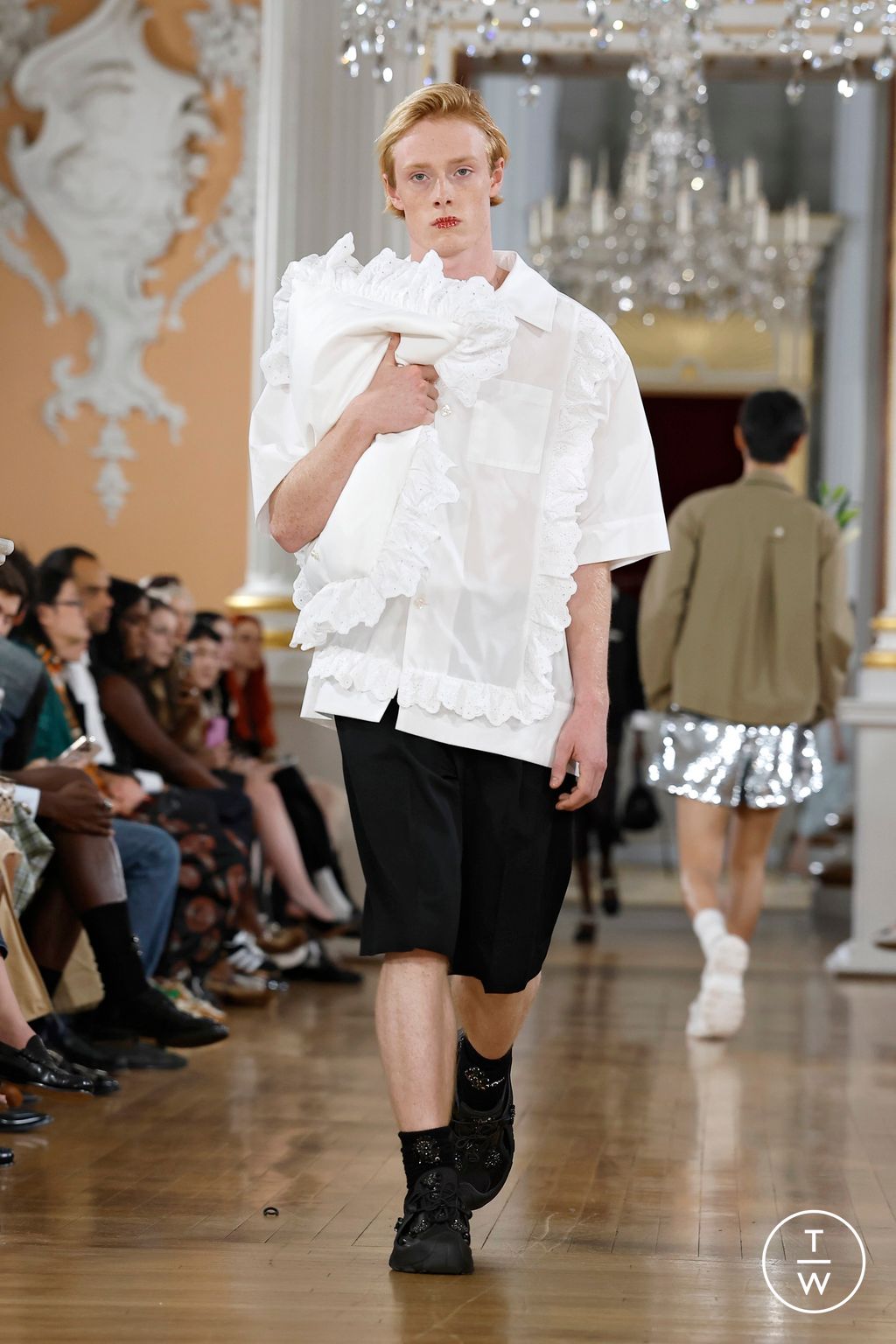 Fashion Week London Spring/Summer 2026 look 27 from the Simone Rocha collection womenswear