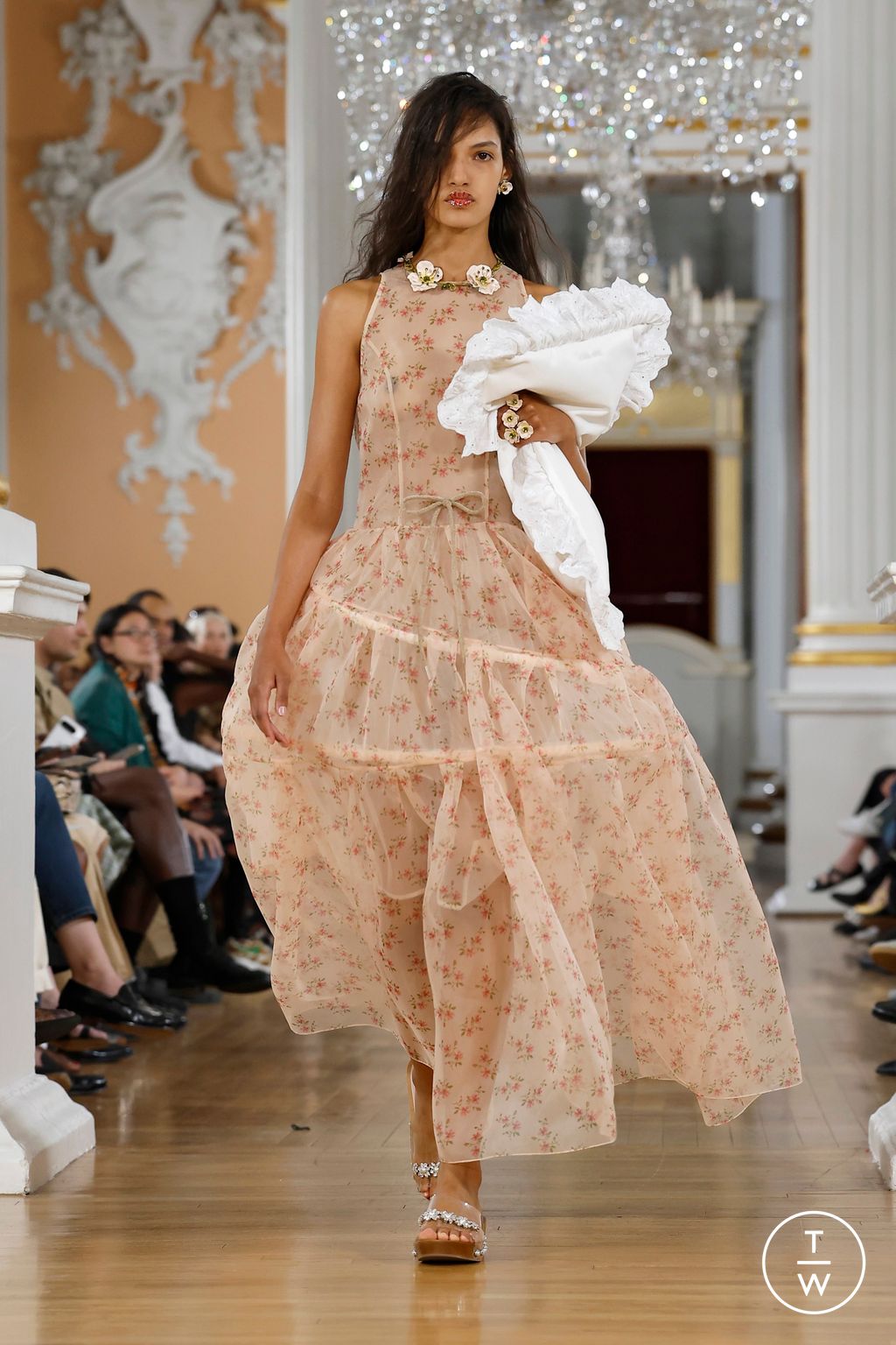 Fashion Week London Spring/Summer 2026 look 54 de la collection Simone Rocha womenswear