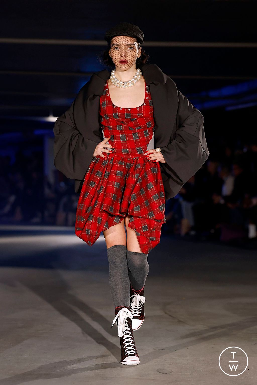 Fashion Week London Fall/Winter 2025 look 22 from the Sinead Gorey collection womenswear