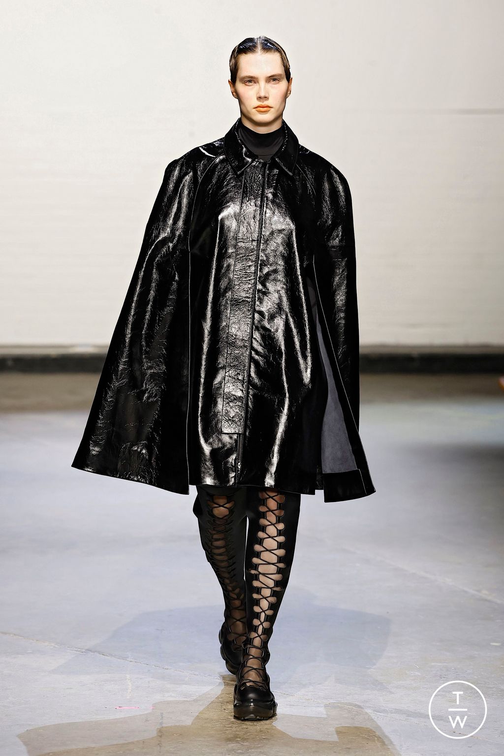 Fashion Week London Fall/Winter 2025 look 1 from the Sinéad O'Dwyer collection womenswear