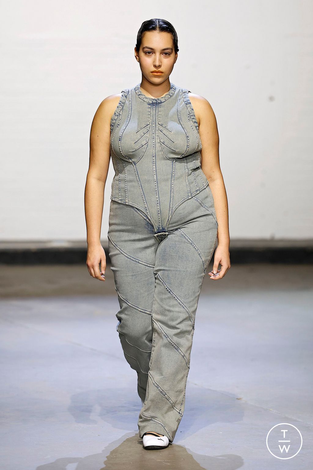 Fashion Week London Fall/Winter 2025 look 15 from the Sinéad O'Dwyer collection womenswear