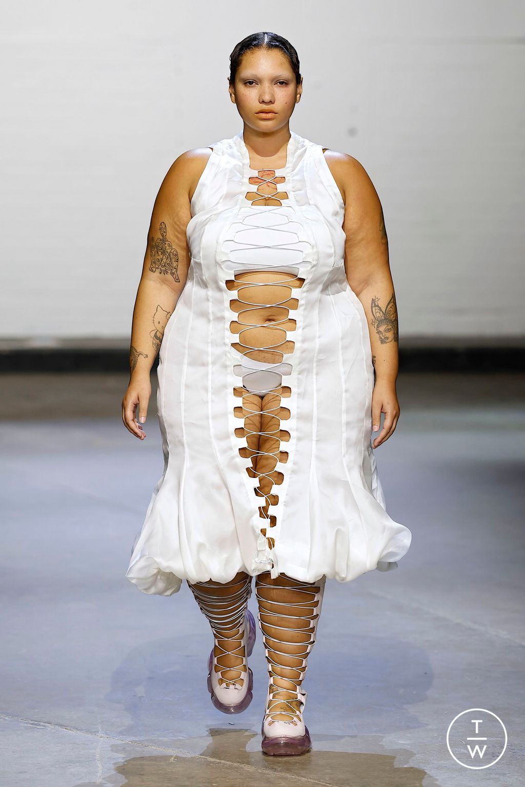 Fashion Week London Fall/Winter 2025 look 22 from the Sinéad O'Dwyer collection womenswear