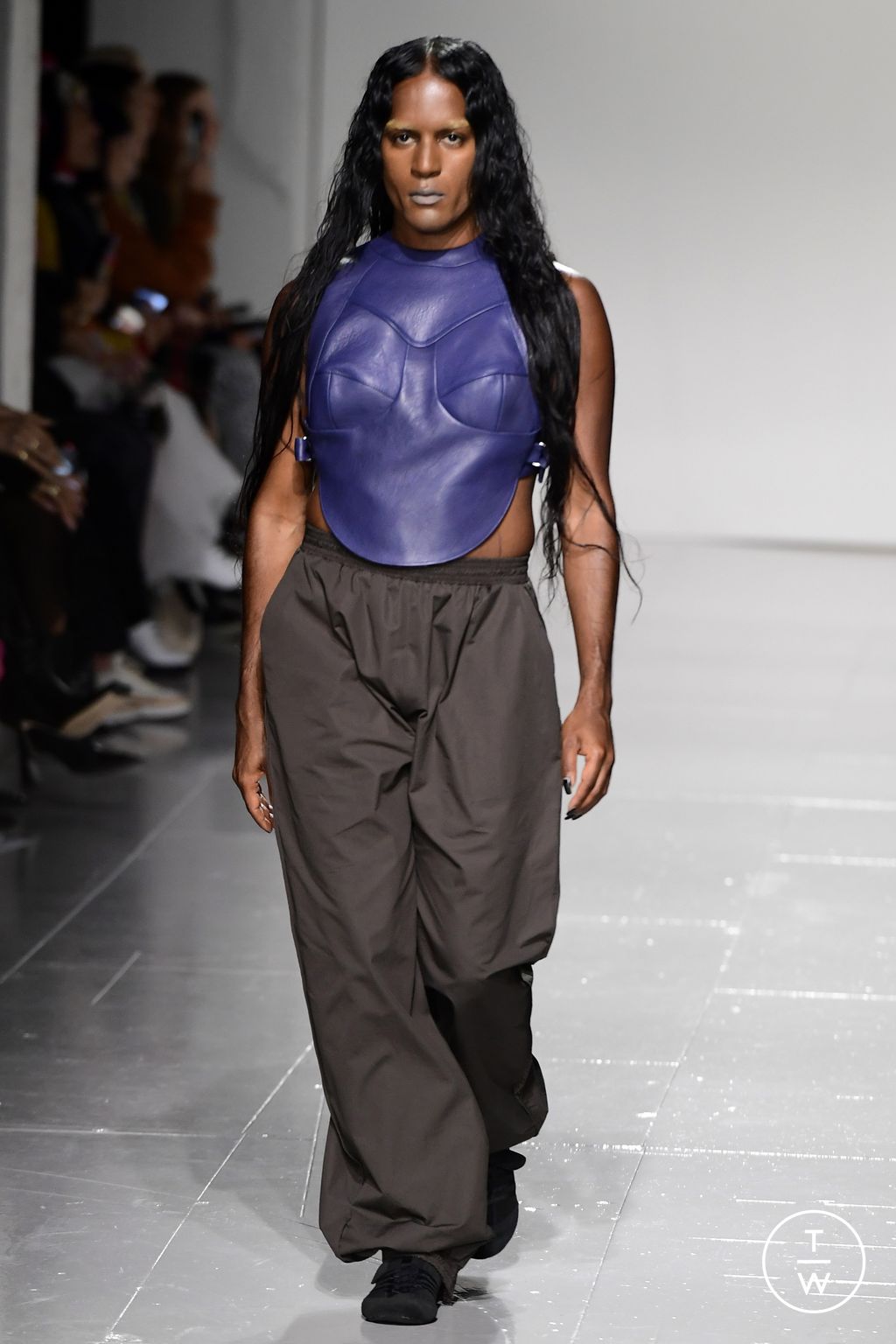 Fashion Week London Fall/Winter 2023 look 3 from the Sinéad O'Dwyer collection womenswear