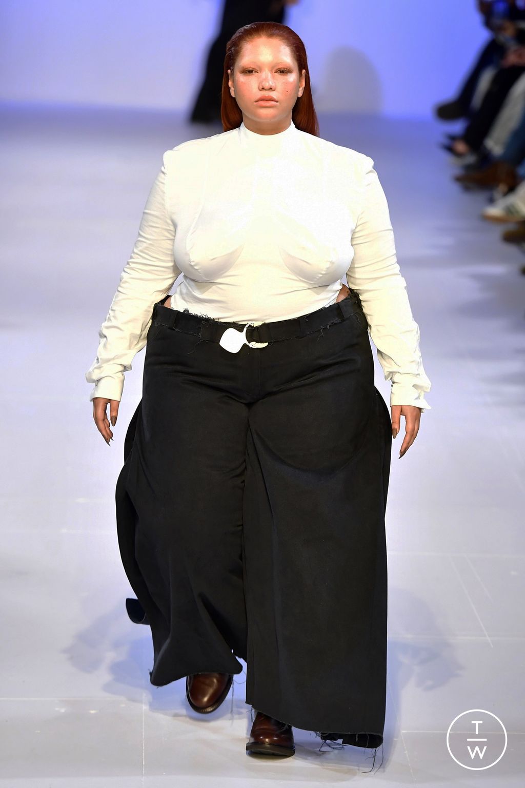 Fashion Week London Fall/Winter 2024 look 7 de la collection Sinéad O'Dwyer womenswear