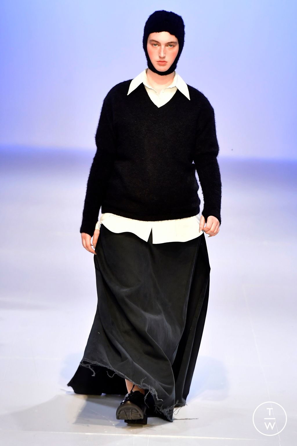 Fashion Week London Fall/Winter 2024 look 8 from the Sinéad O'Dwyer collection womenswear