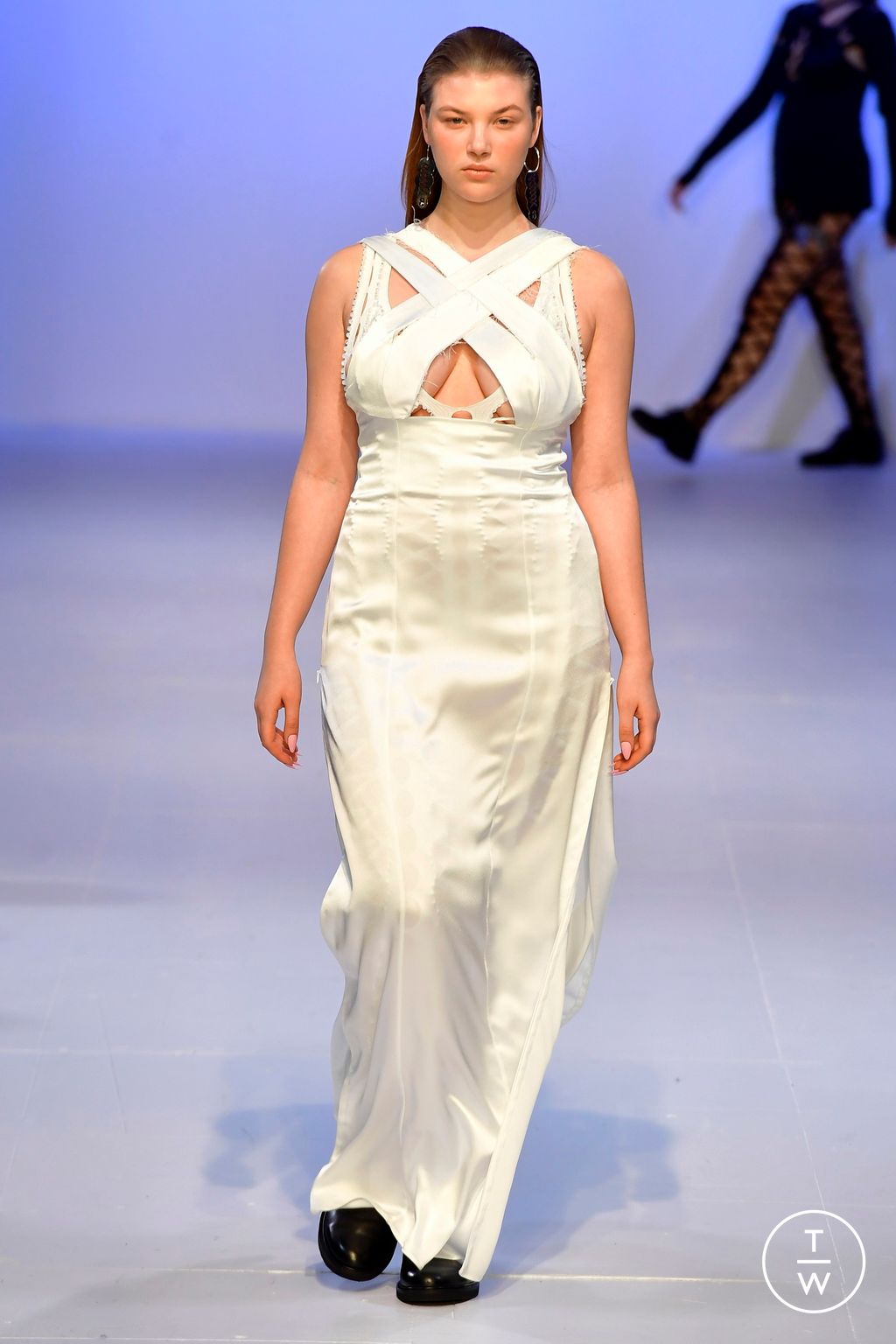 Fashion Week London Fall/Winter 2024 look 24 de la collection Sinéad O'Dwyer womenswear
