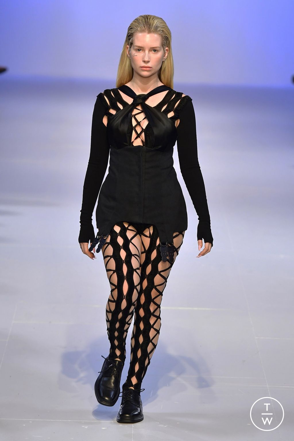 Fashion Week London Fall/Winter 2024 look 25 de la collection Sinéad O'Dwyer womenswear
