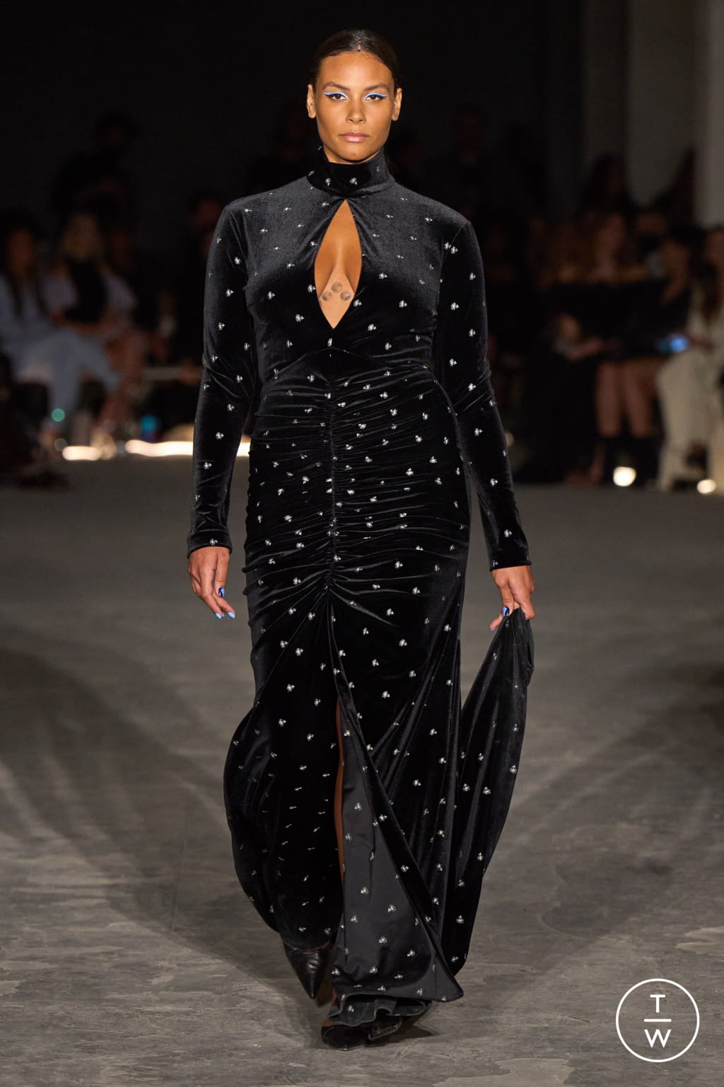 Fashion Week New York Fall/Winter 2022 look 41 from the Christian Siriano collection 女装