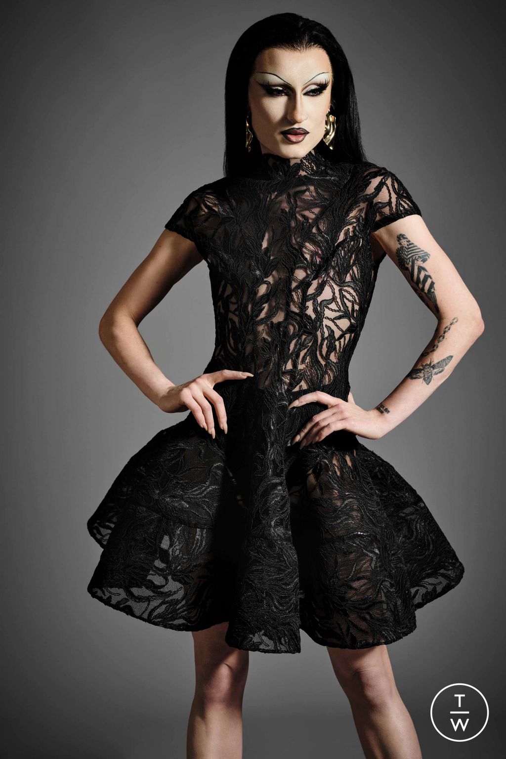Fashion Week New York Resort 2025 look 10 from the Christian Siriano collection womenswear