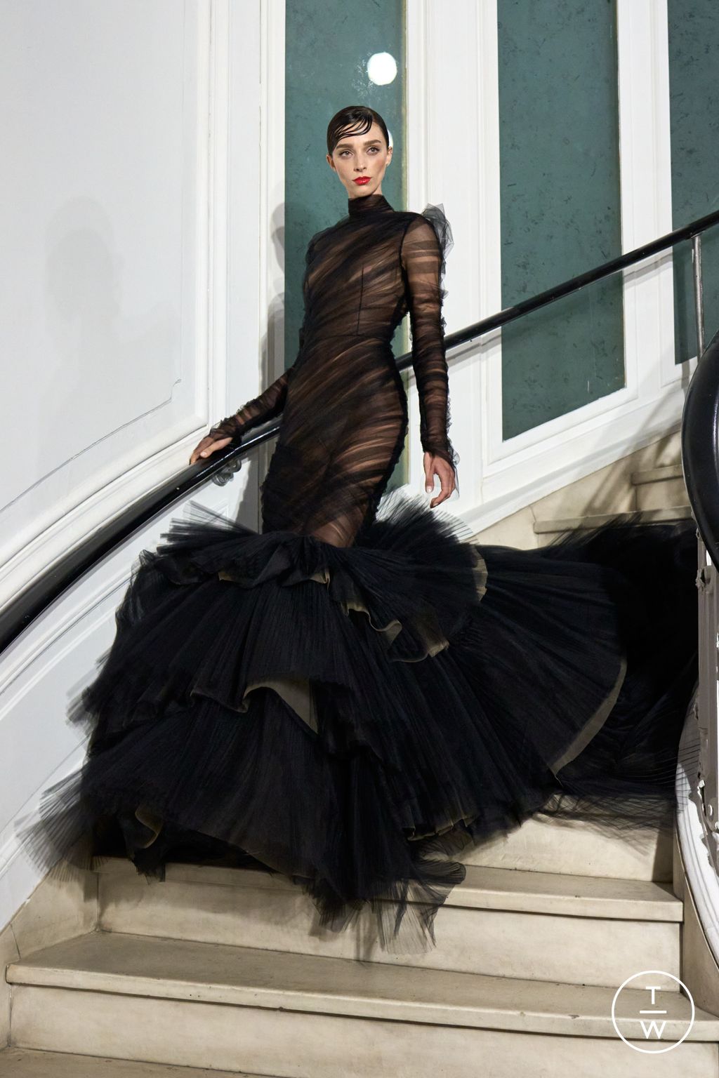 Fashion Week New York Spring/Summer 2023 look 46 from the Christian Siriano collection womenswear