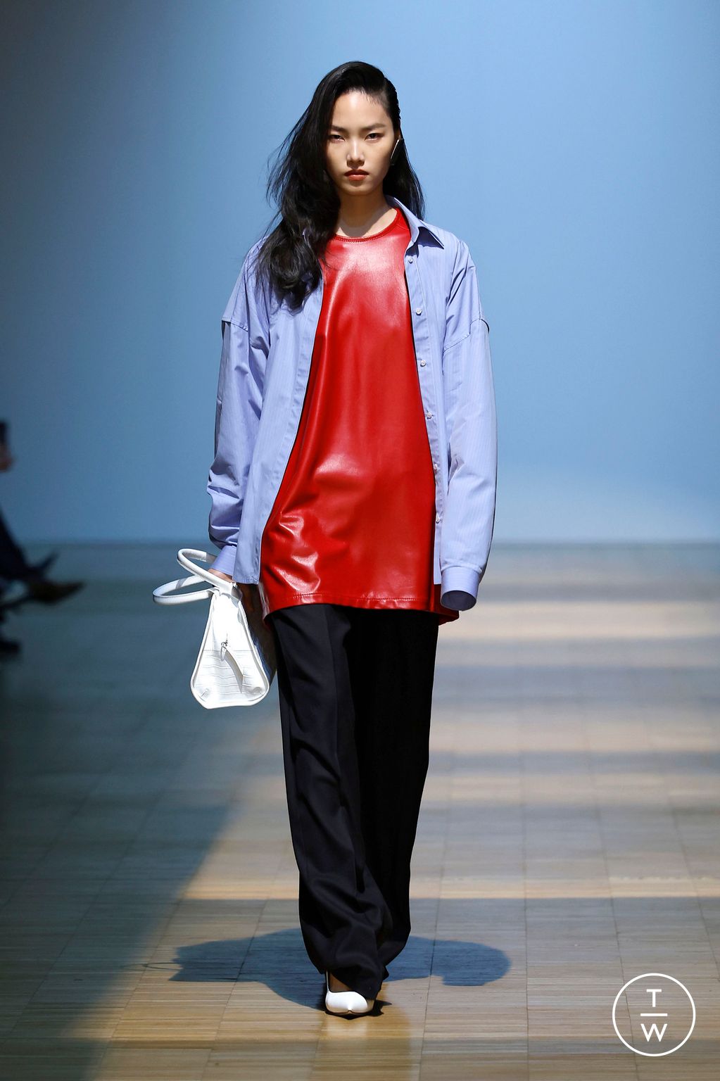 Fashion Week Paris Fall/Winter 2026 look 34 from the Situationist collection womenswear