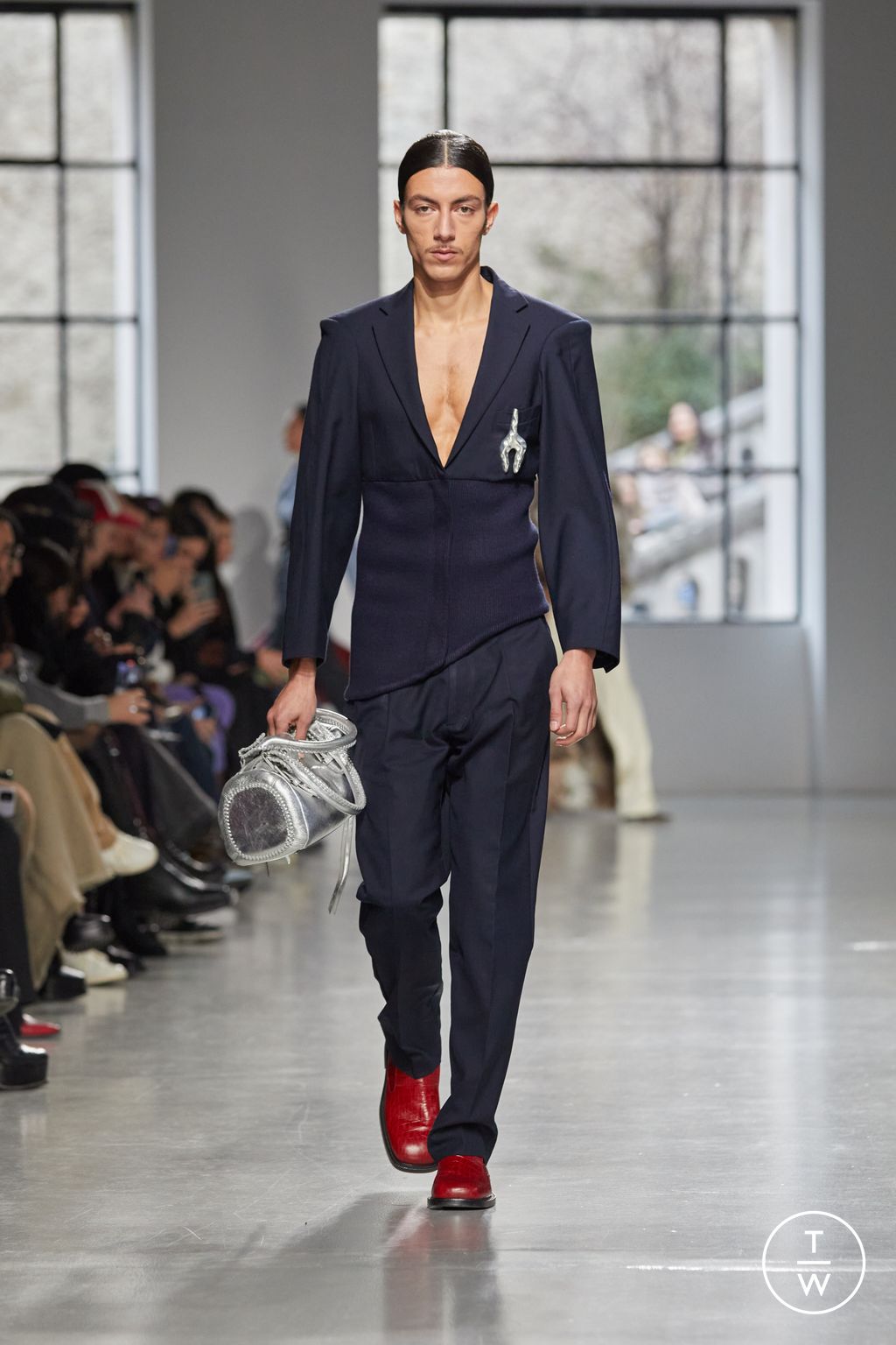 Fashion Week Paris Fall/Winter 2023 look 16 de la collection Situationist womenswear