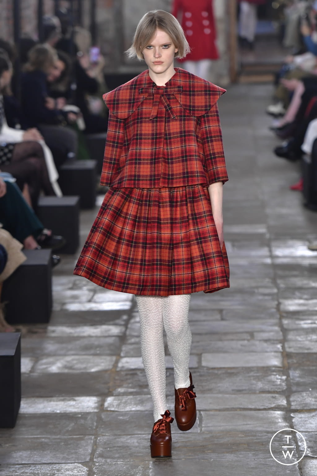 Fashion Week London Fall/Winter 2022 look 1 from the Paul & Joe collection womenswear
