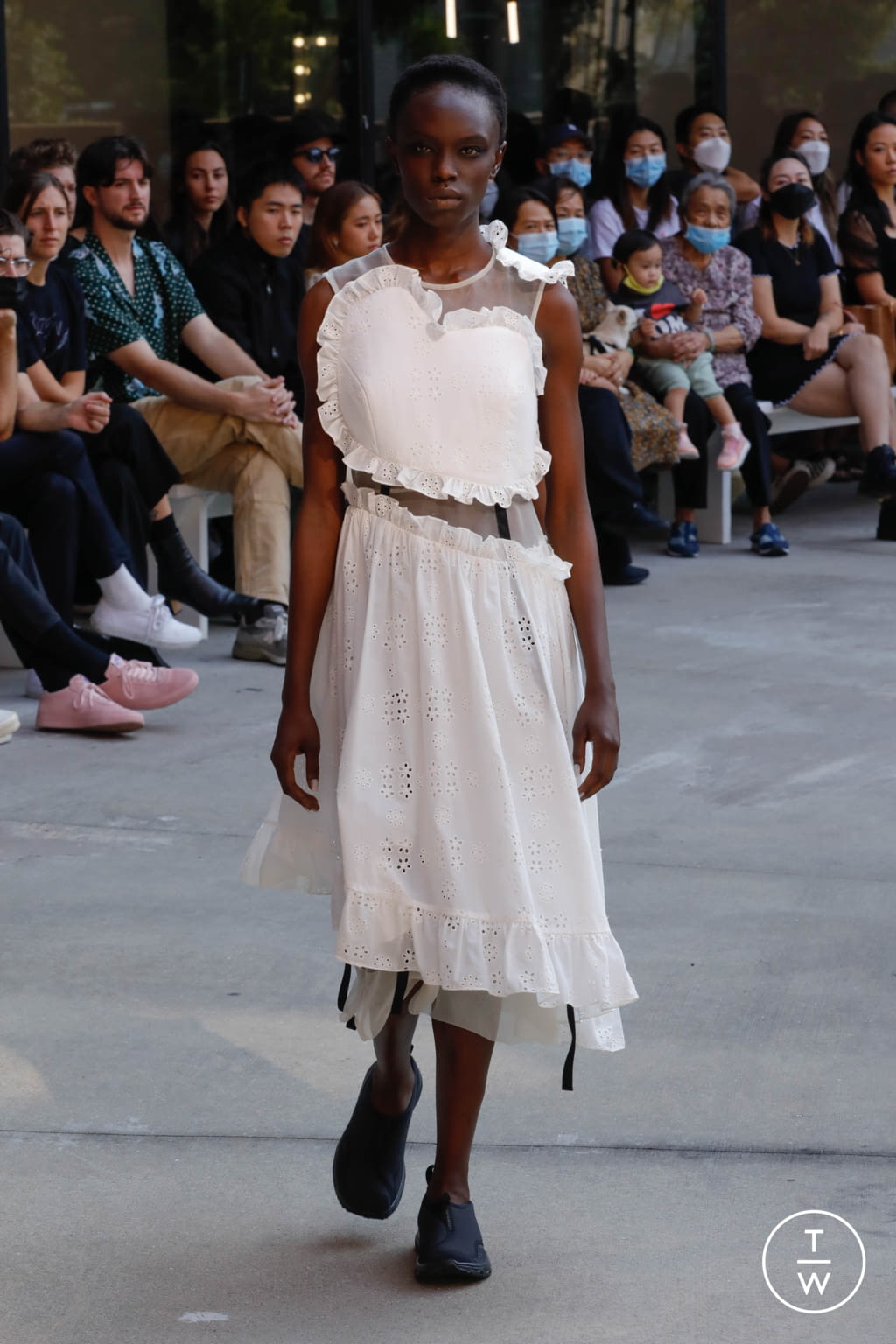 Fashion Week New York Spring/Summer 2022 look 18 de la collection Sandy Liang womenswear