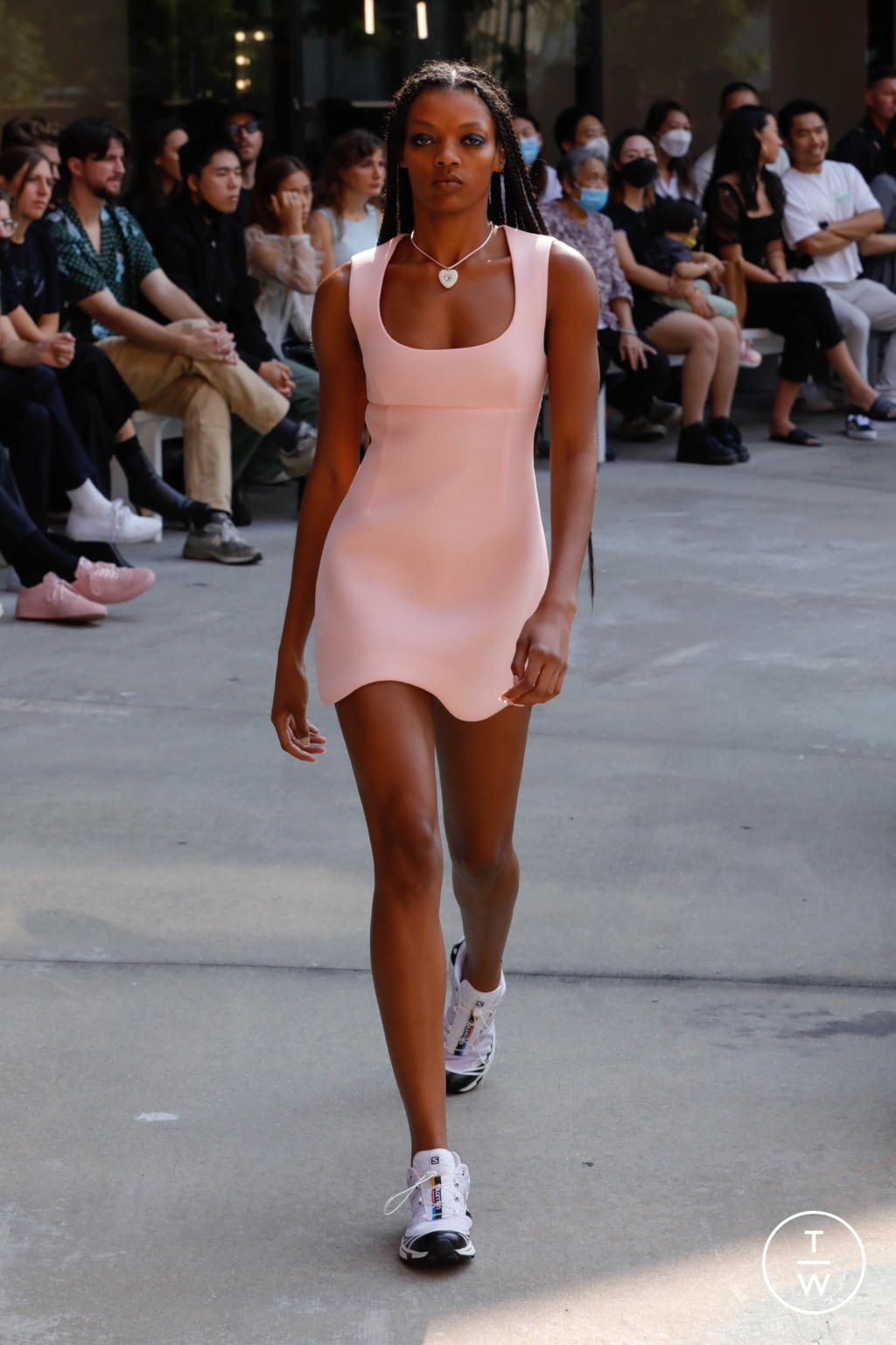 Fashion Week New York Spring/Summer 2022 look 21 from the Sandy Liang collection 女装
