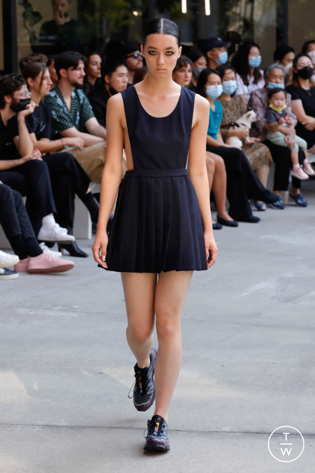 Fashion Week New York Spring/Summer 2022 look 7 de la collection Sandy Liang womenswear