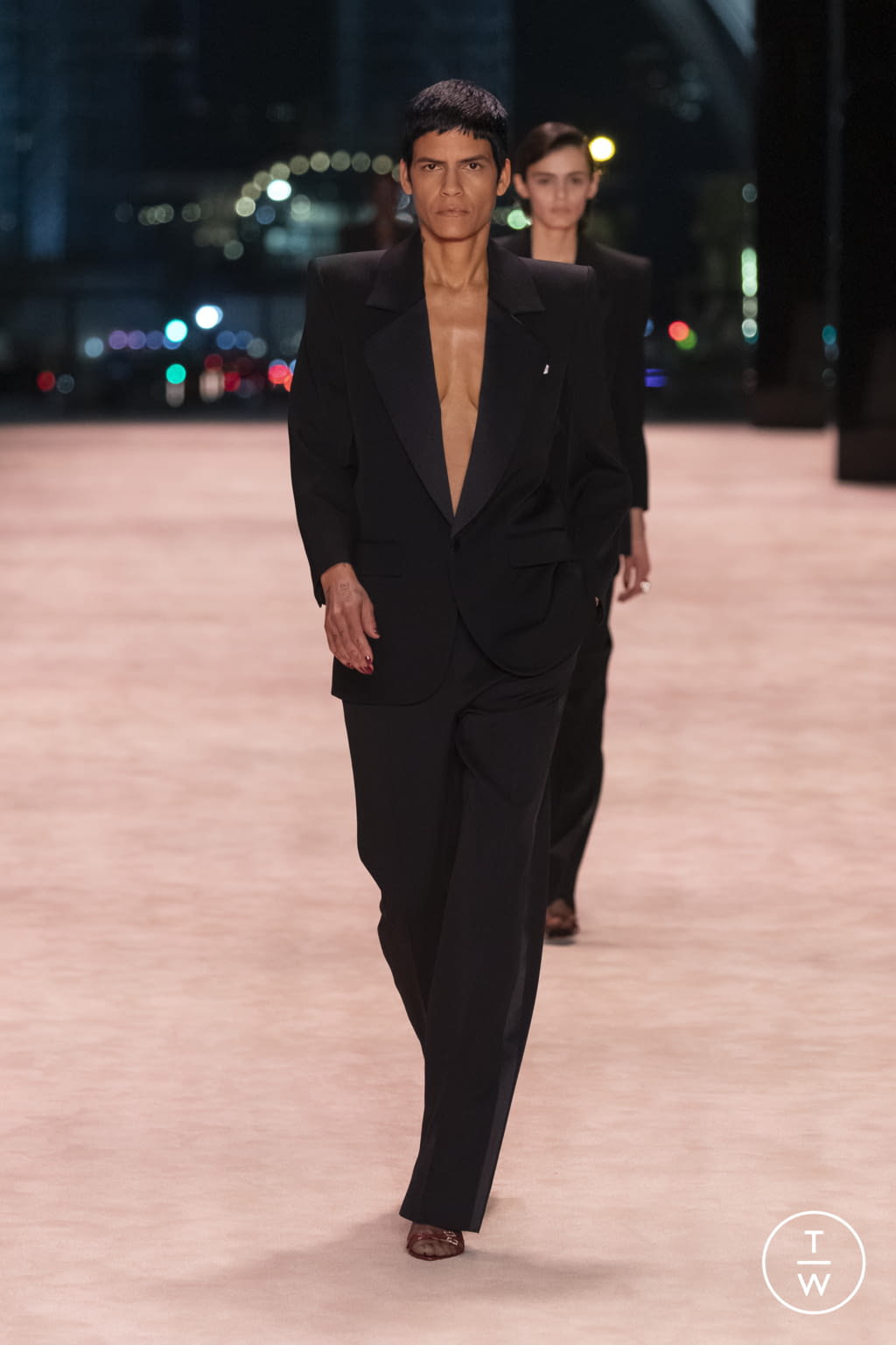 Fashion Week Paris Fall/Winter 2022 look 53 from the Saint Laurent collection womenswear
