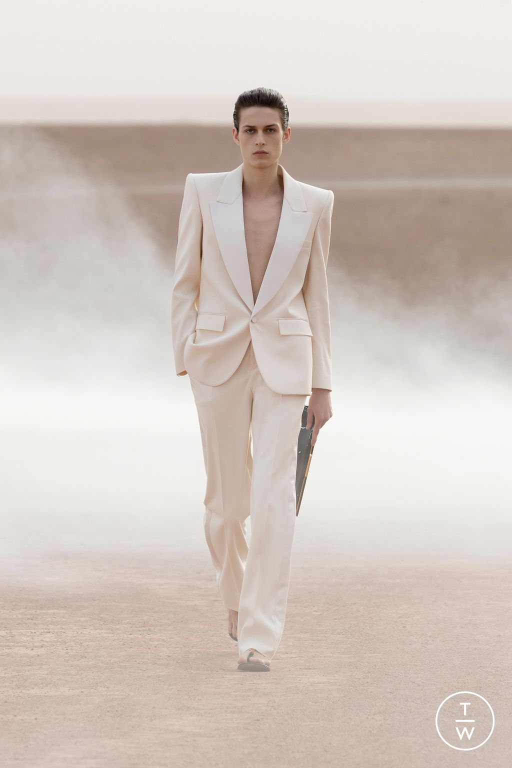 Fashion Week Paris Spring/Summer 2023 look 27 from the Saint Laurent collection menswear