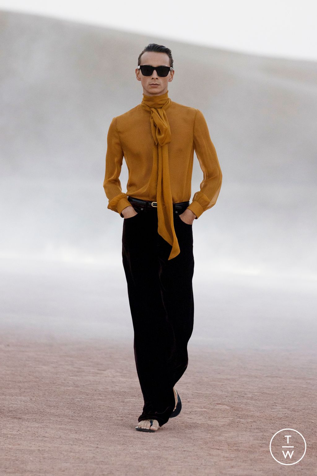 Fashion Week Paris Spring/Summer 2023 look 39 from the Saint Laurent collection menswear