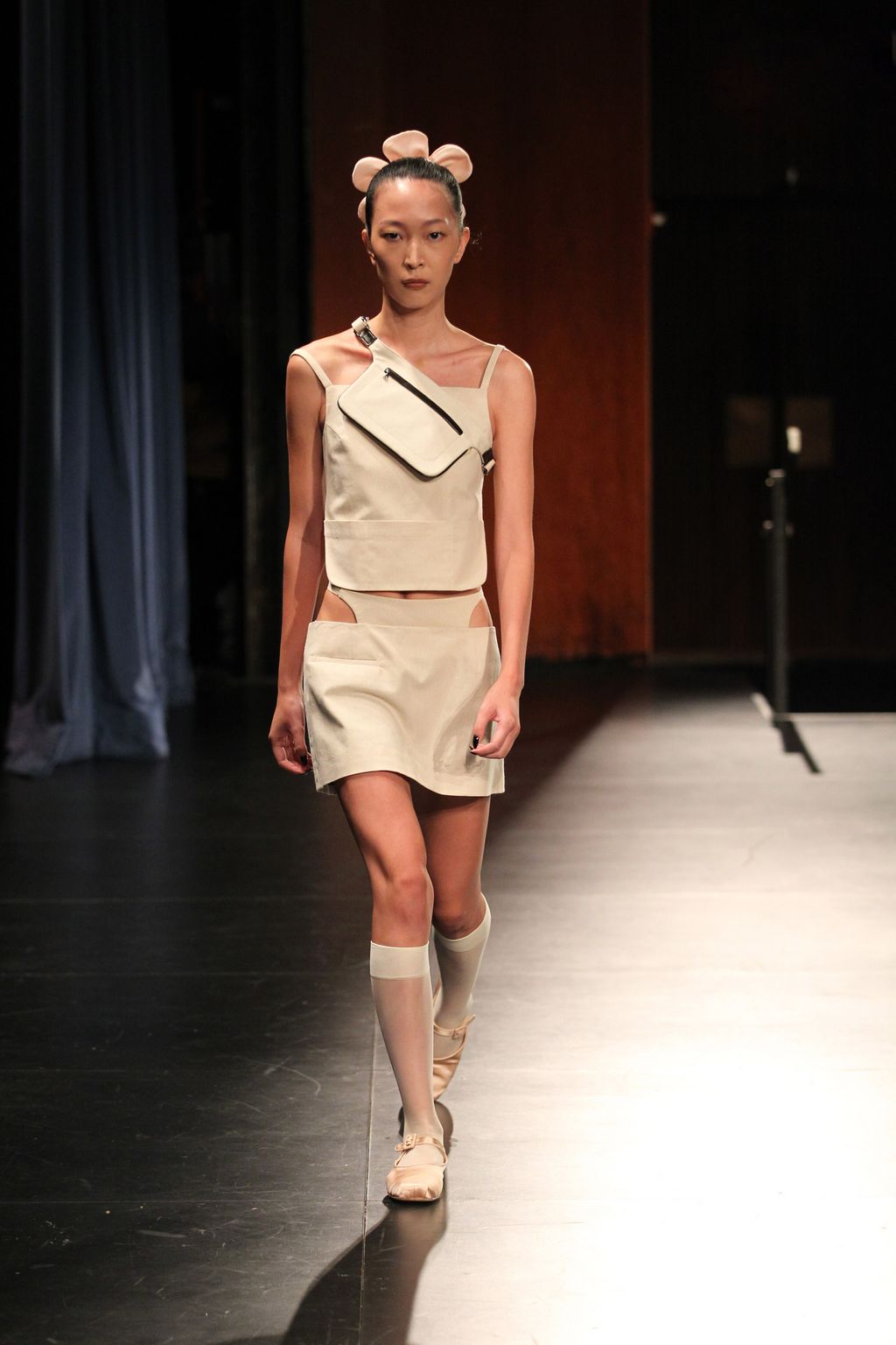 Fashion Week New York Spring/Summer 2023 look 23 de la collection Sandy Liang womenswear