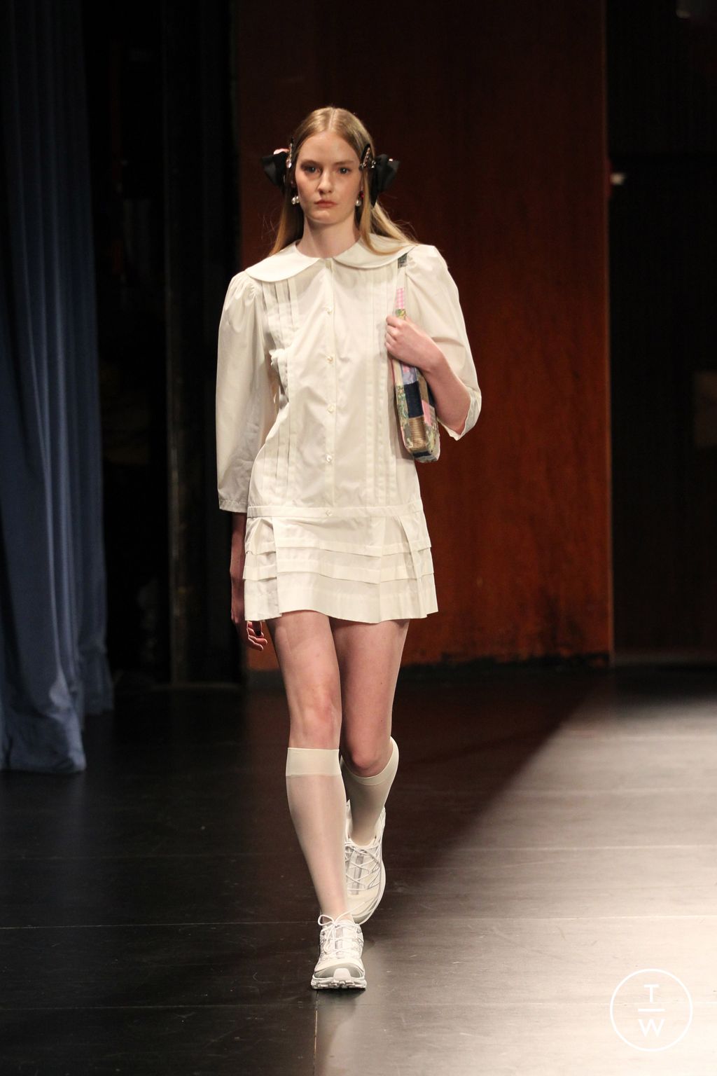 Fashion Week New York Spring/Summer 2023 look 30 de la collection Sandy Liang womenswear