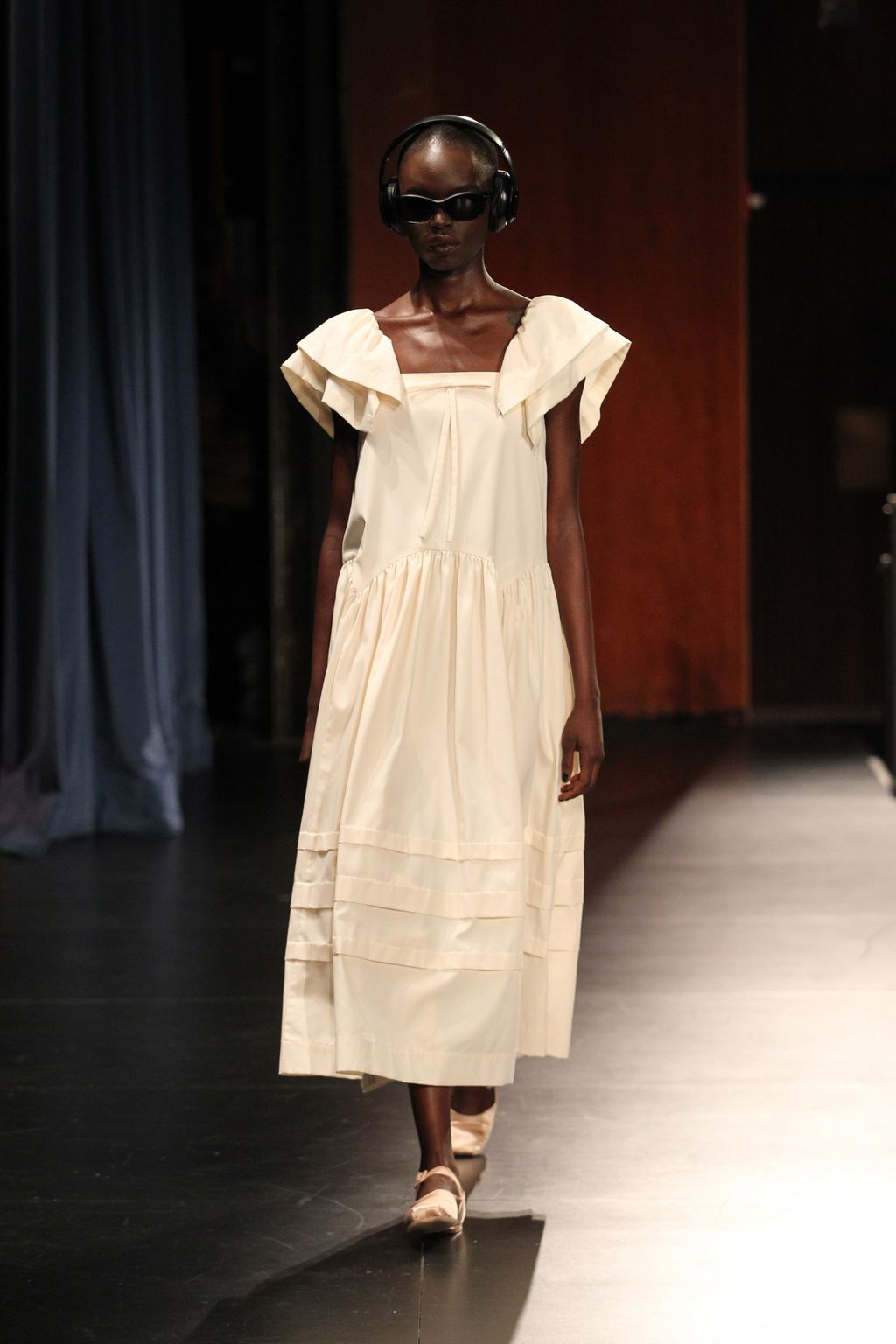 Fashion Week New York Spring/Summer 2023 look 37 from the Sandy Liang collection womenswear