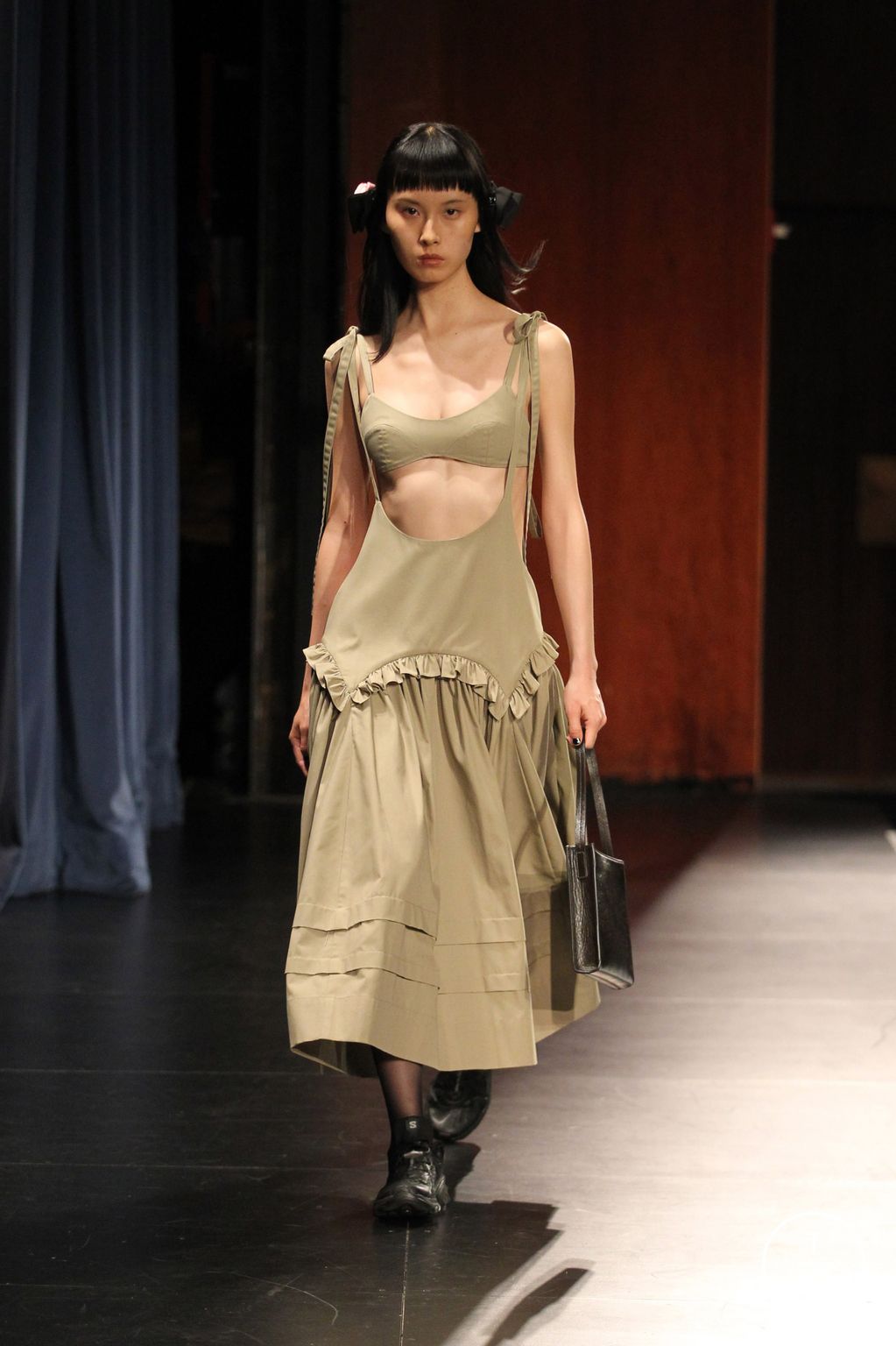 Fashion Week New York Spring/Summer 2023 look 8 from the Sandy Liang collection womenswear