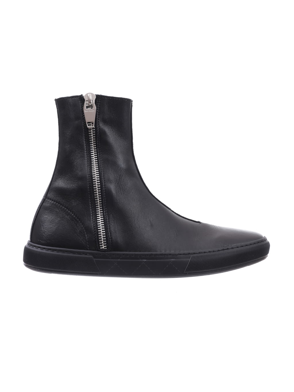 Fashion Week Paris Fall/Winter 2019 look 36 from the Balmain collection menswear accessories