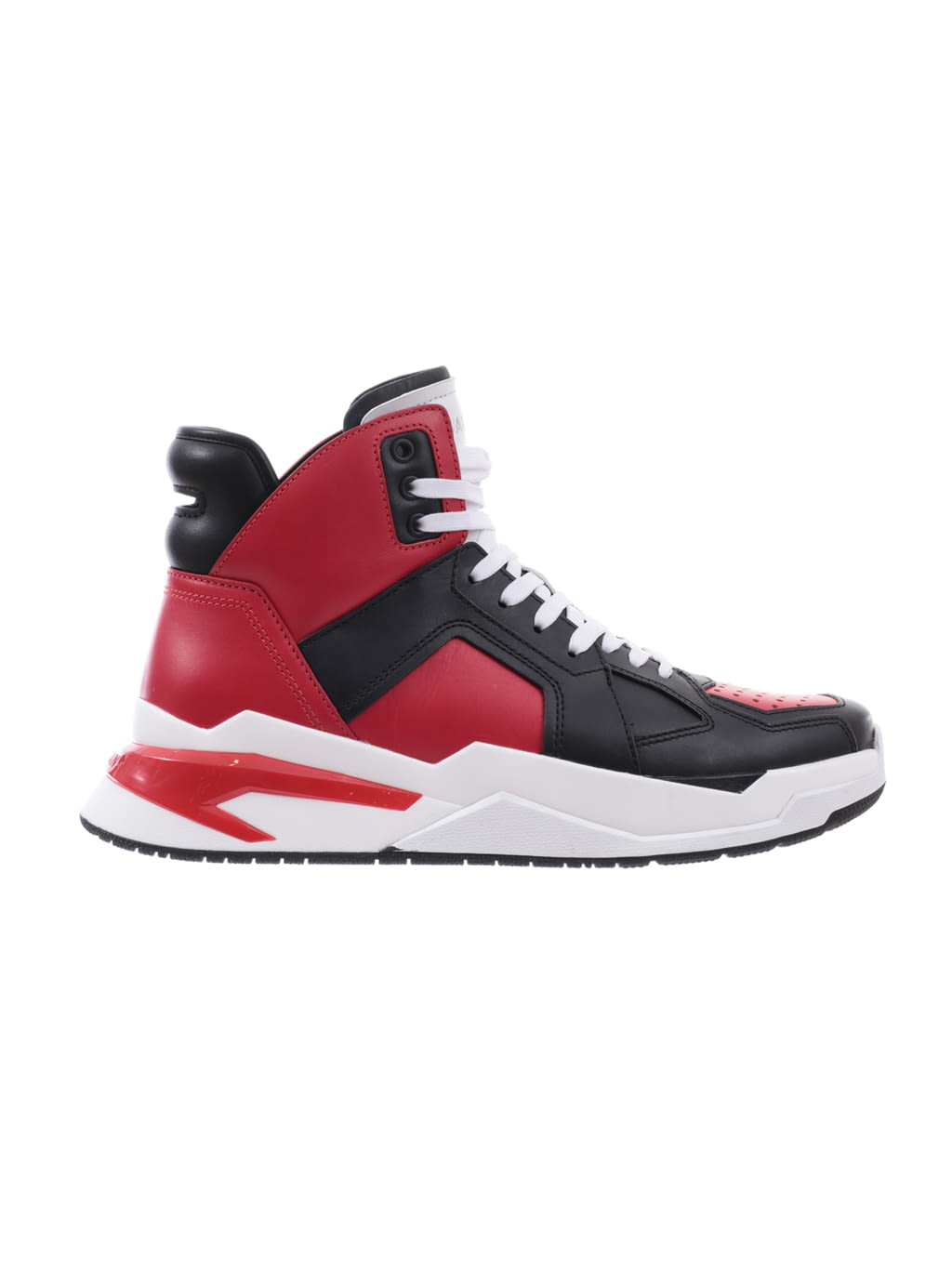 Fashion Week Paris Fall/Winter 2019 look 54 from the Balmain collection menswear accessories