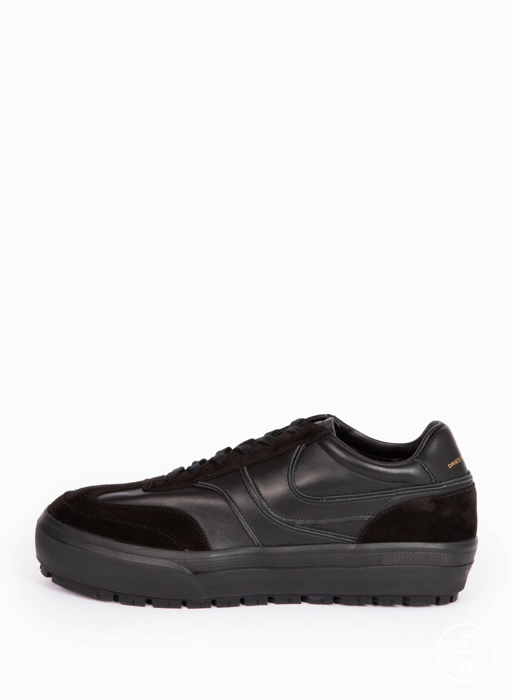 Fashion Week Paris Fall/Winter 2021 look 61 from the Dries Van Noten collection menswear accessories