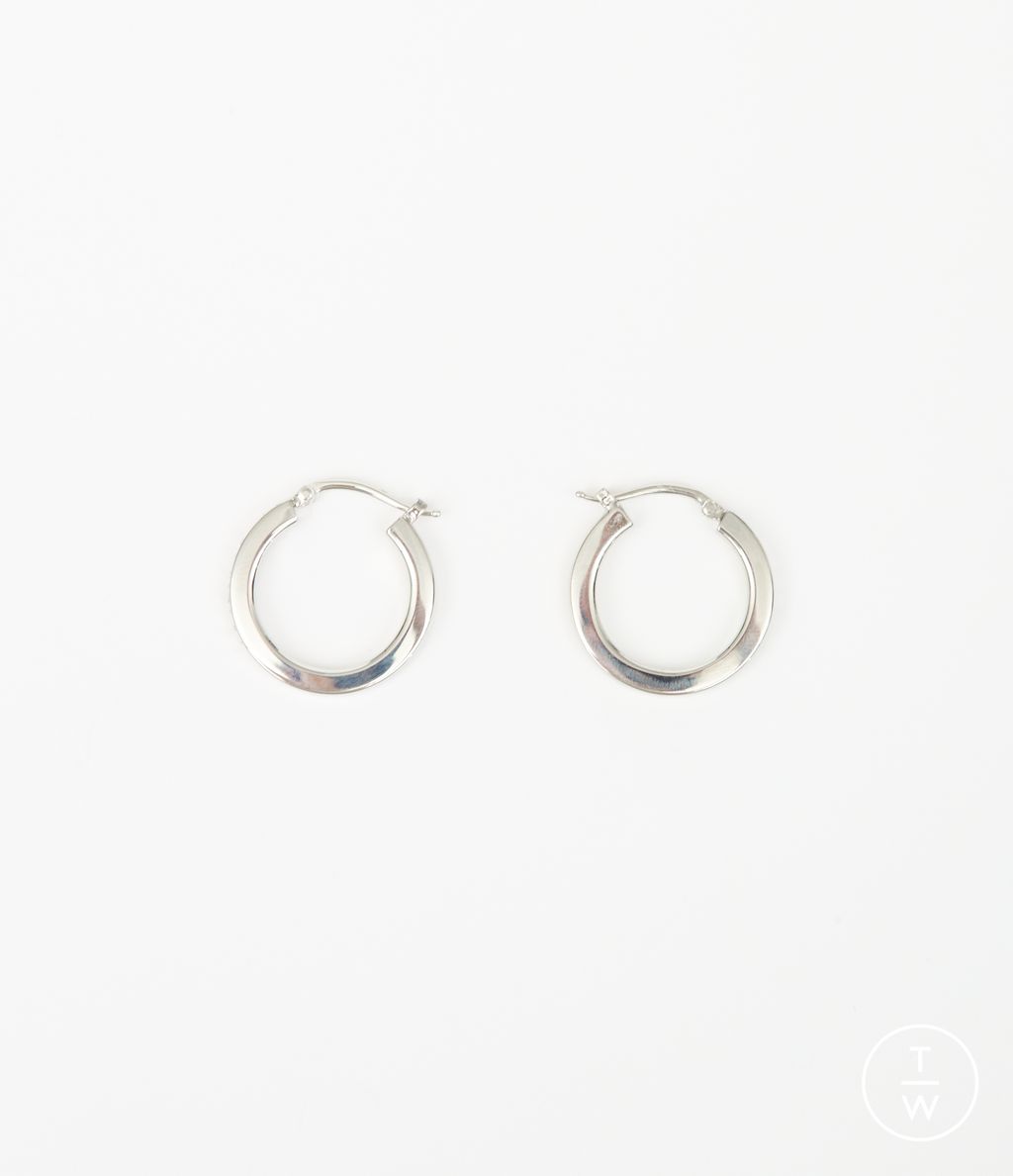 Fashion Week Florence - Pitti Fall/Winter 2025 look 77 from the MM6 Maison Margiela collection menswear accessories