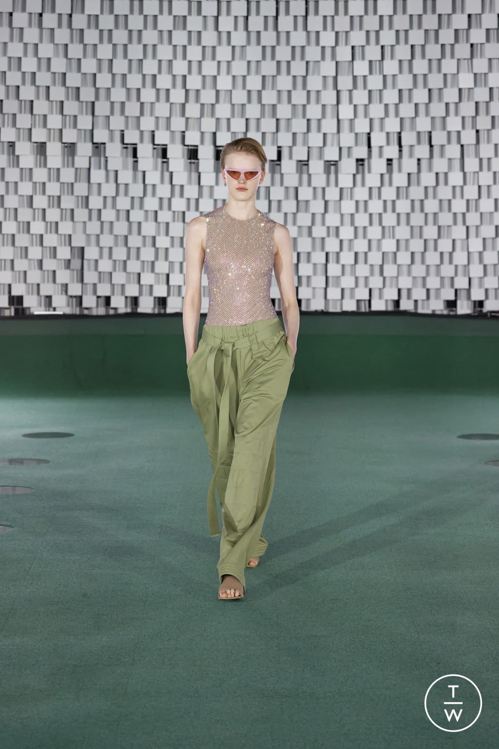 Fashion Week Paris Spring/Summer 2022 look 28 from the Stella McCartney collection 女装