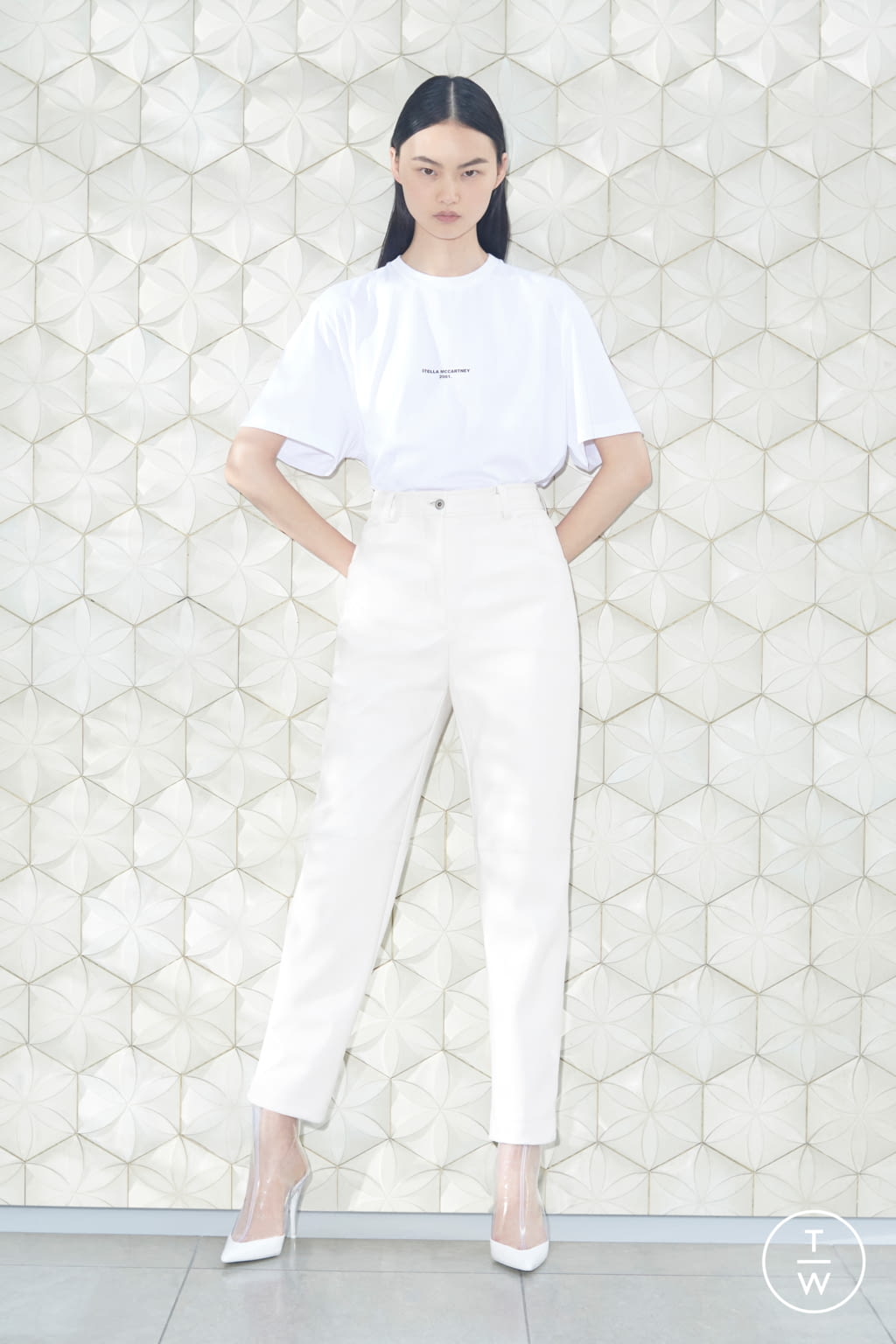 Fashion Week Paris Resort 2019 look 14 from the Stella McCartney collection womenswear