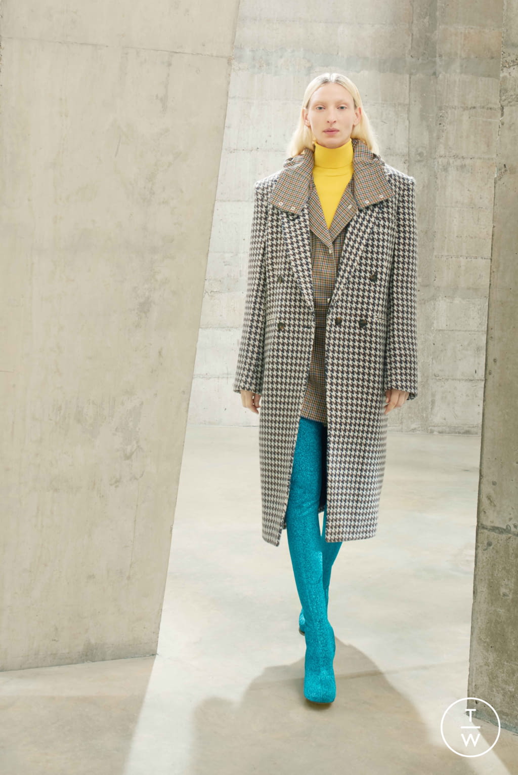 Fashion Week Paris Fall/Winter 2021 look 1 from the Stella McCartney collection womenswear