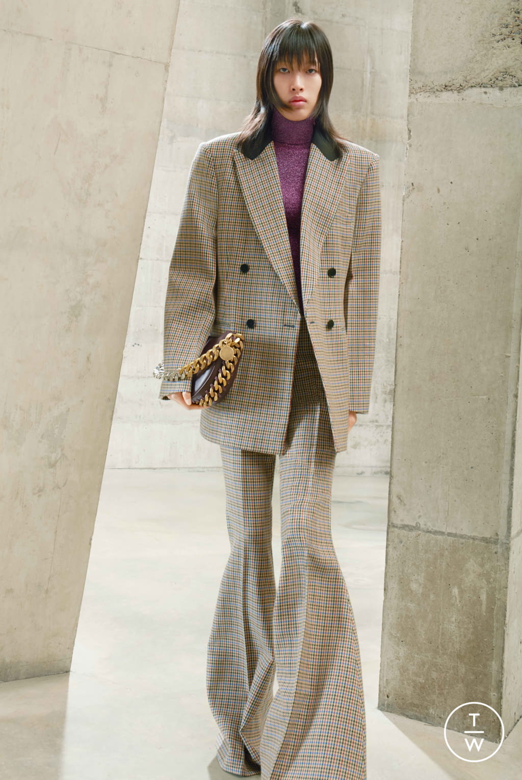 Fashion Week Paris Fall/Winter 2021 look 11 from the Stella McCartney collection womenswear