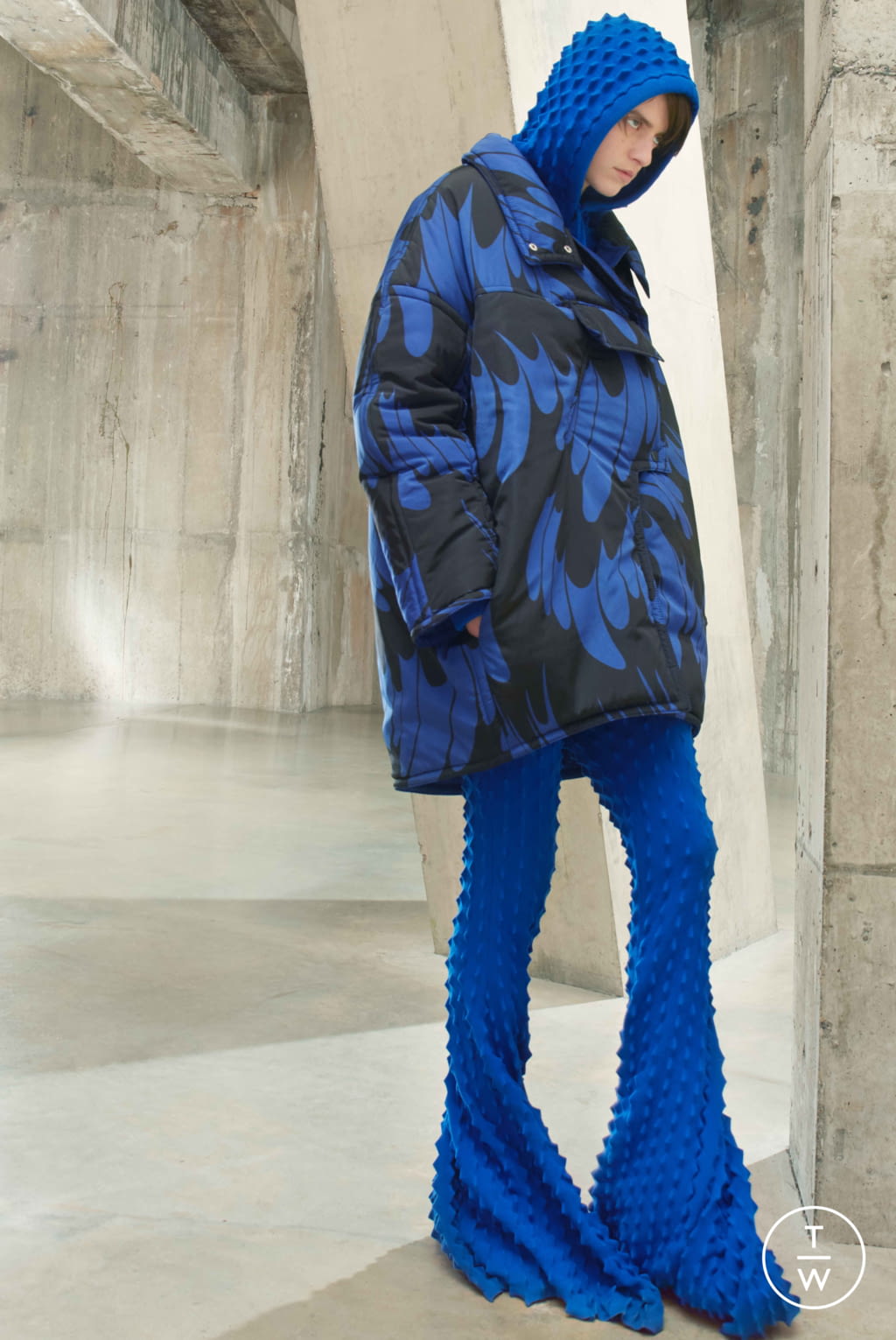 Fashion Week Paris Fall/Winter 2021 look 20 de la collection Stella McCartney womenswear