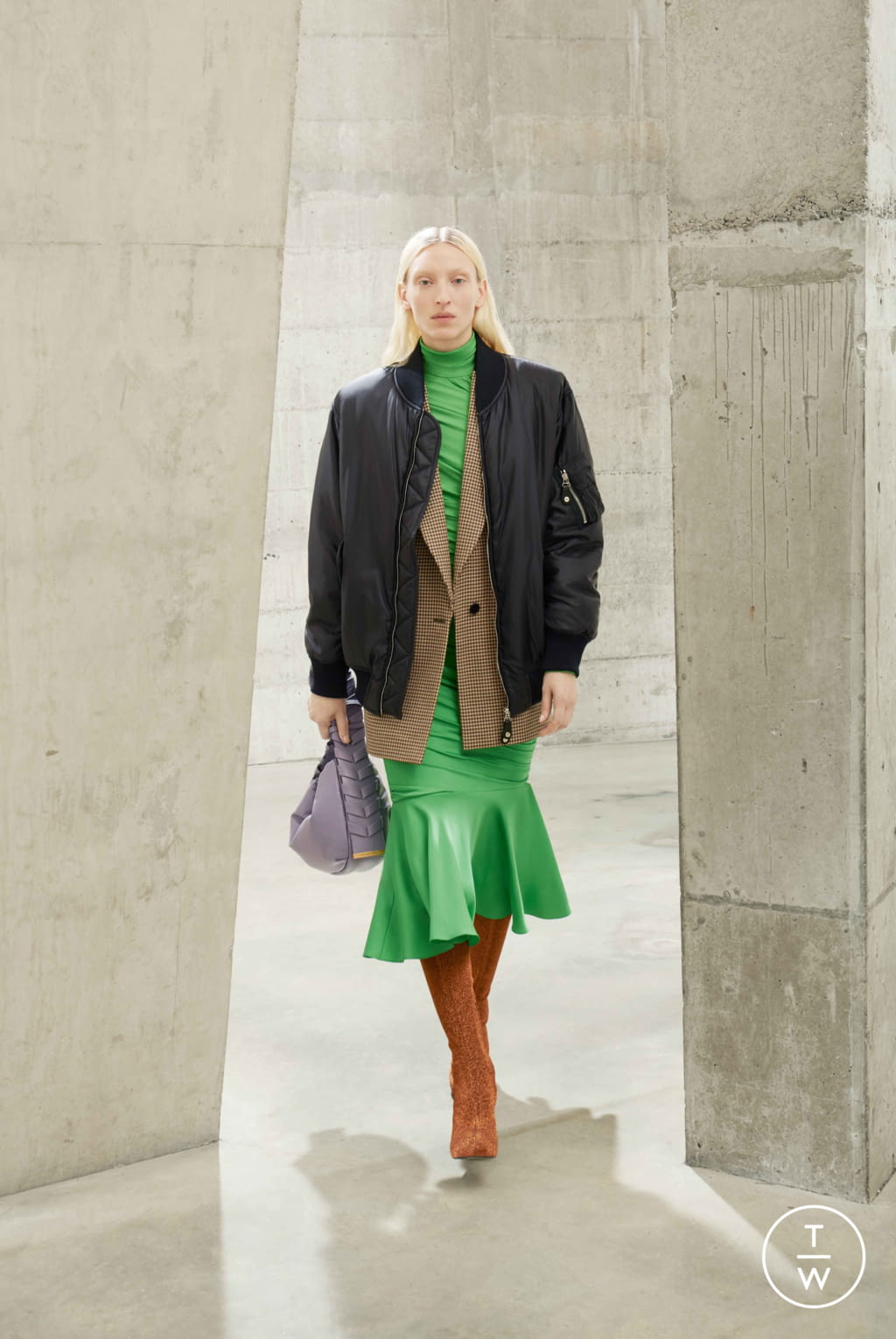 Fashion Week Paris Fall/Winter 2021 look 5 from the Stella McCartney collection womenswear