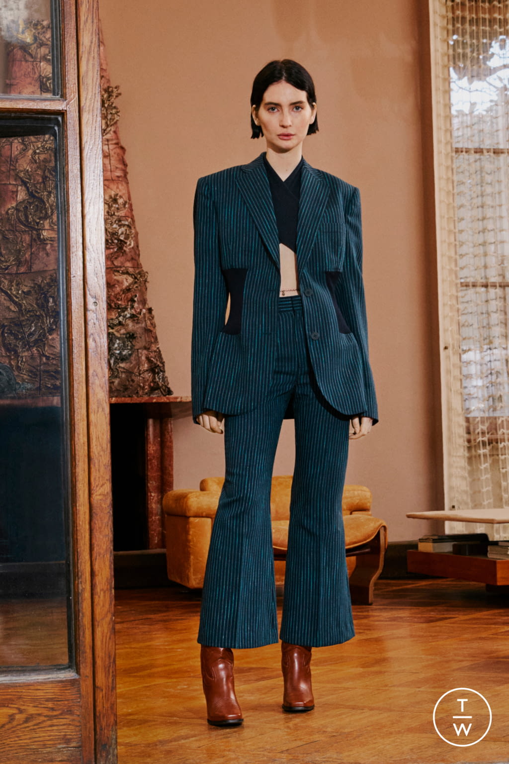 Fashion Week Paris Pre-Fall 2022 look 24 from the Stella McCartney collection 女装