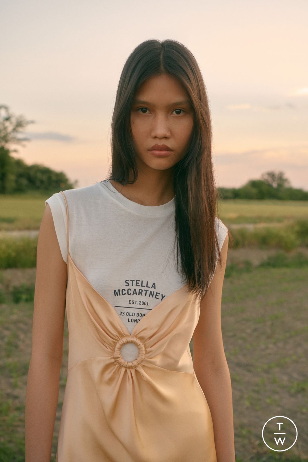 Fashion Week Paris Resort 2023 look 29 from the Stella McCartney collection 女装