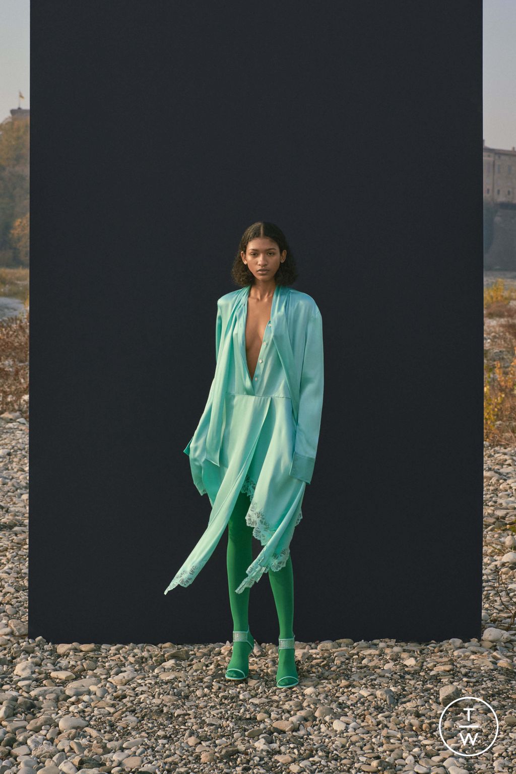Fashion Week Paris Pre-Fall 2023 look 21 from the Stella McCartney collection womenswear