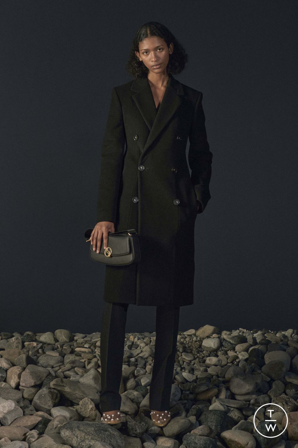 Fashion Week Paris Pre-Fall 2023 look 26 from the Stella McCartney collection womenswear