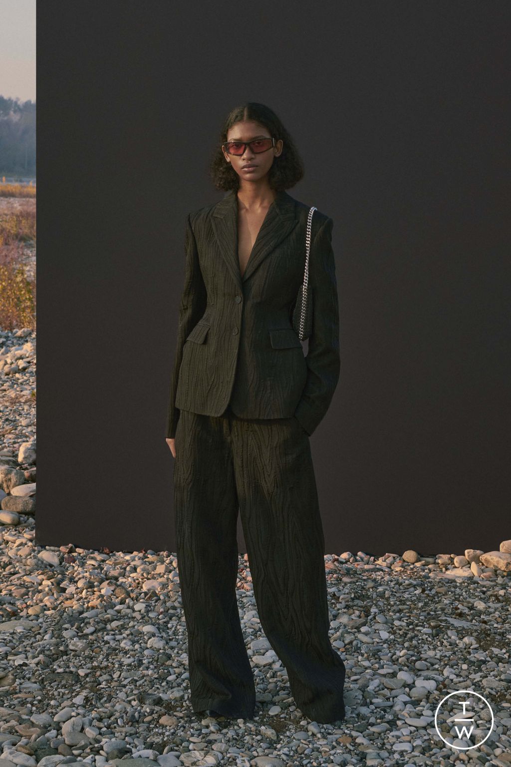 Fashion Week Paris Pre-Fall 2023 look 34 from the Stella McCartney collection 女装