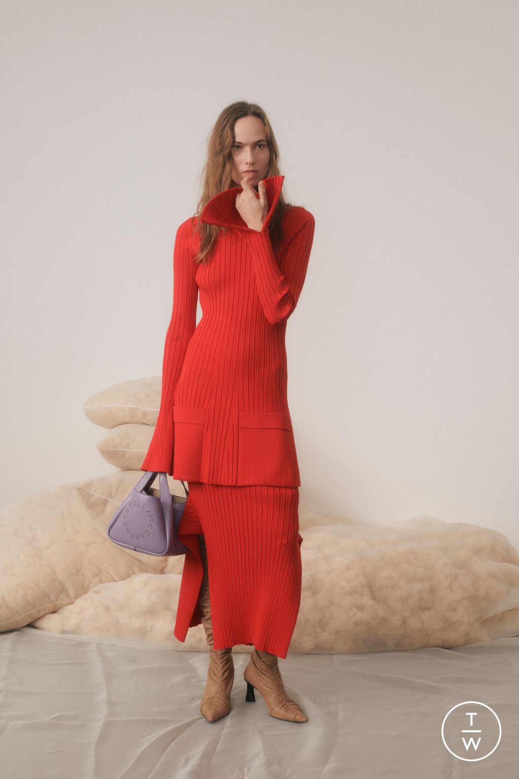 Fashion Week Paris Pre-Fall 2024 look 18 from the Stella McCartney collection womenswear