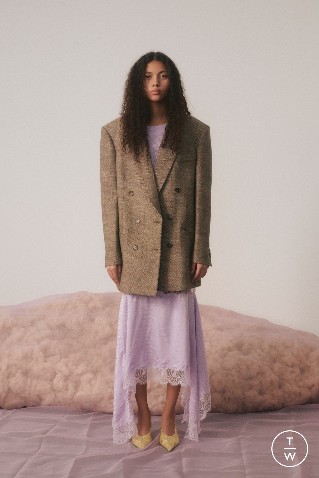Fashion Week Paris Pre-Fall 2024 look 40 from the Stella McCartney collection 女装