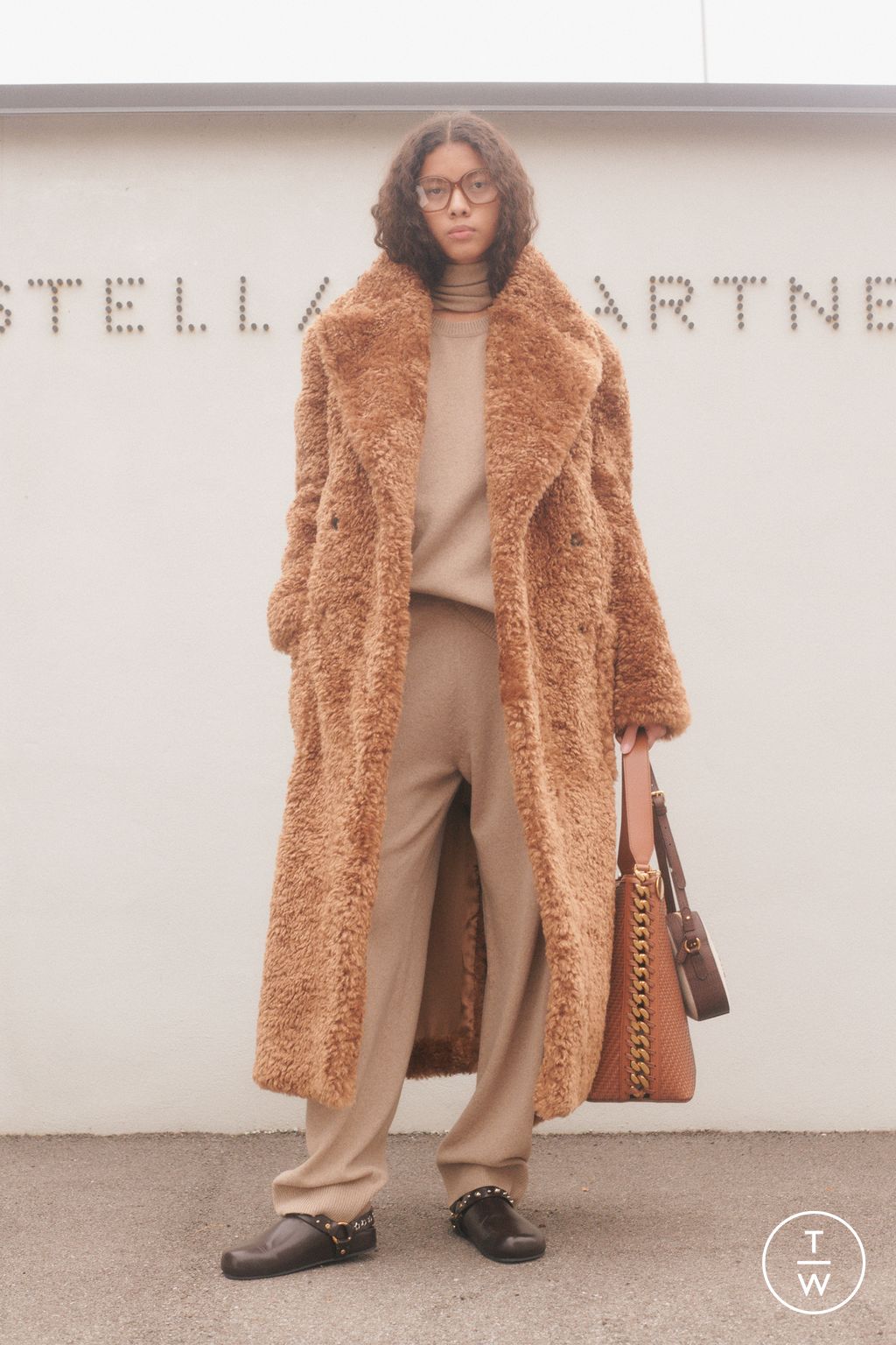 Fashion Week Paris Pre-Fall 2024 look 47 from the Stella McCartney collection womenswear