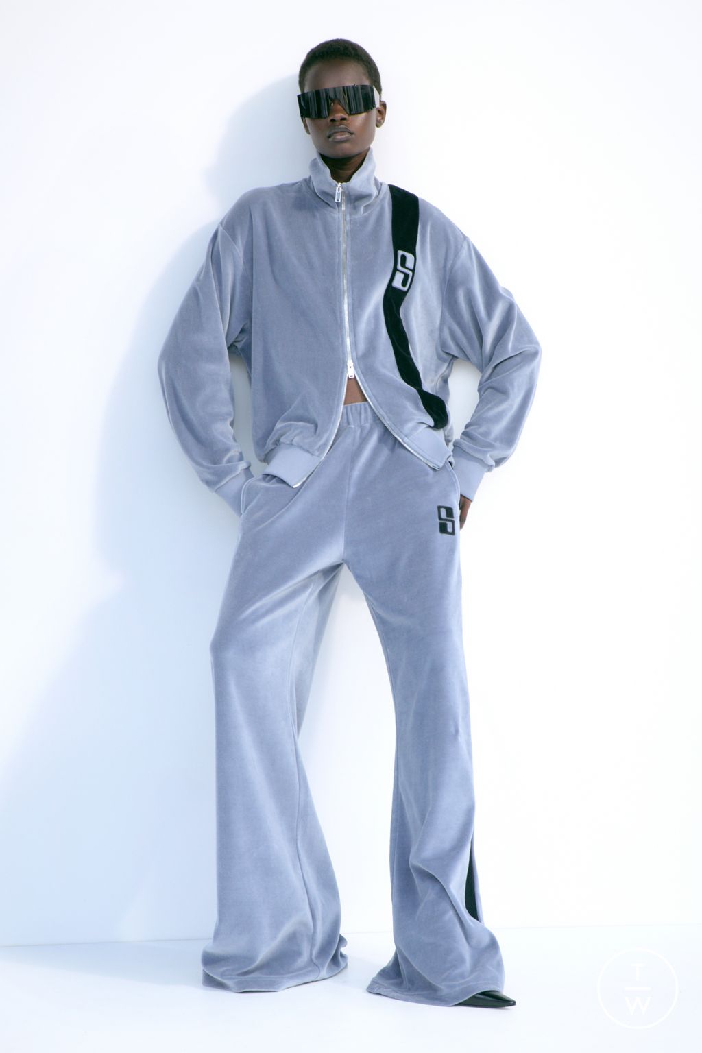 Fashion Week Paris Resort 2025 look 28 from the Stella McCartney collection 女装