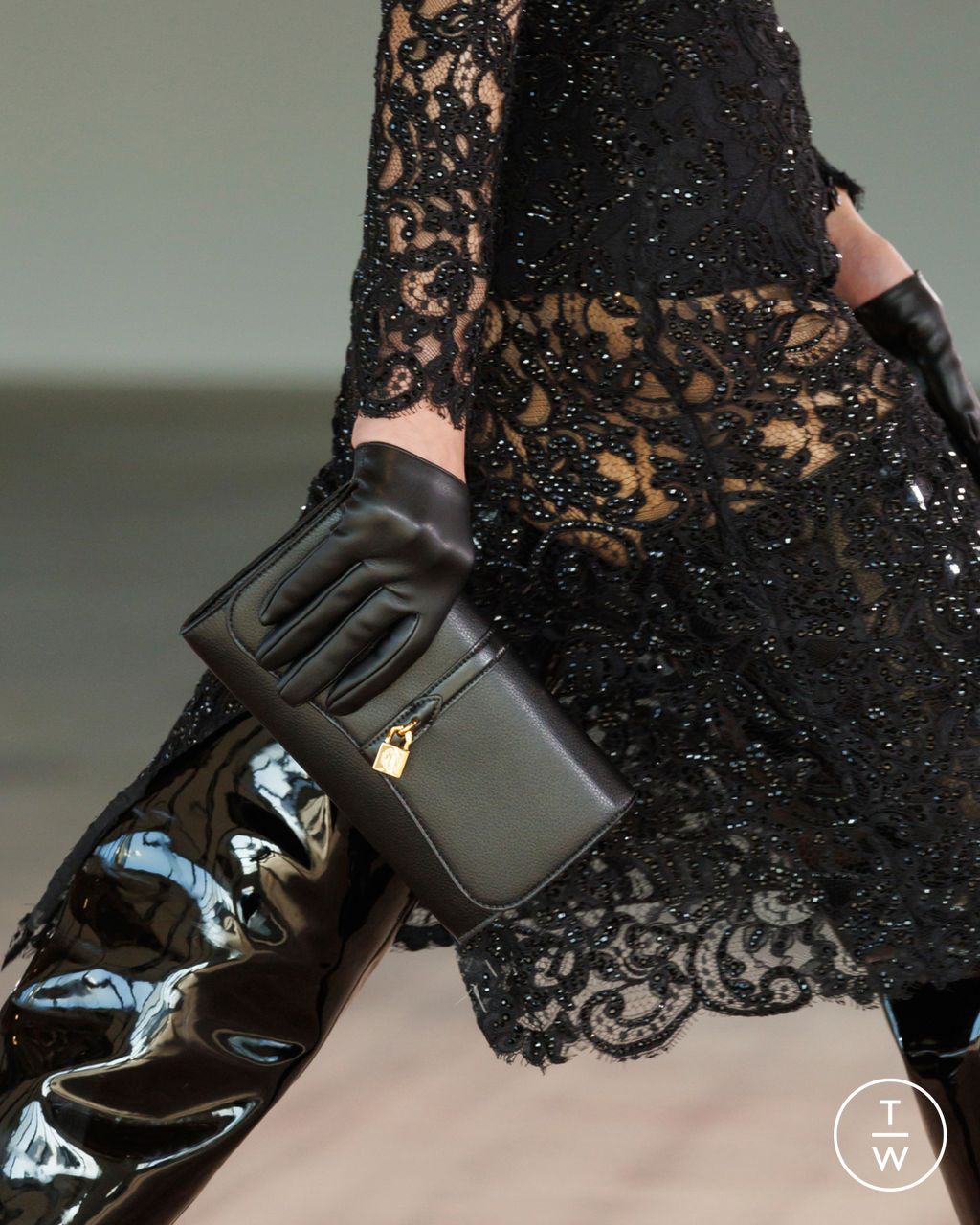 Fashion Week Paris Fall/Winter 2025 look 11 from the Stella McCartney collection womenswear accessories